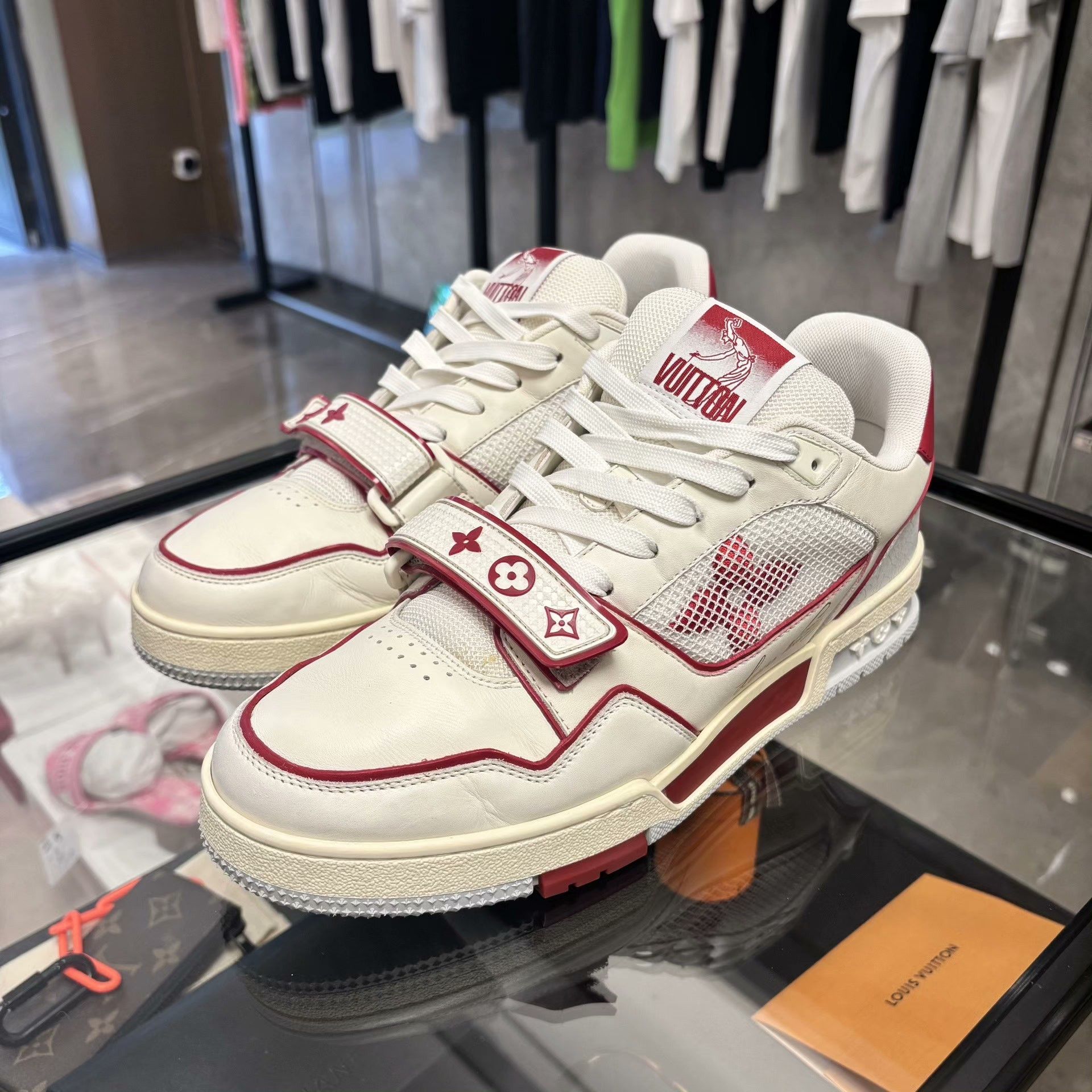 Louis Vuitton Louis Vuitton Training Red Lowtop Sneakers 8.5 Men Size US 8.5 / EU 41-42 - 1 Thumbnail