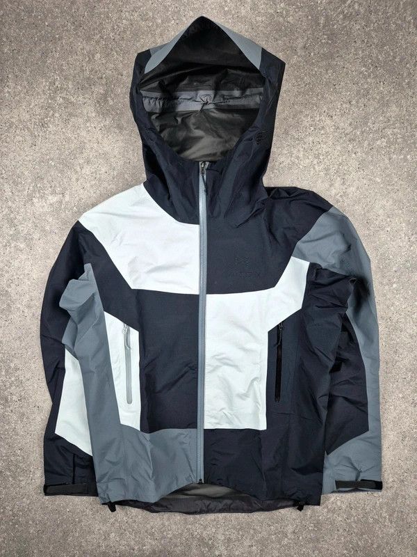 Arc'teryx Arc'teryx Mens Black Beams Patchwork Beta SL Raincoat Size S Size US S / EU 44-46 / 1 - 1 Thumbnail