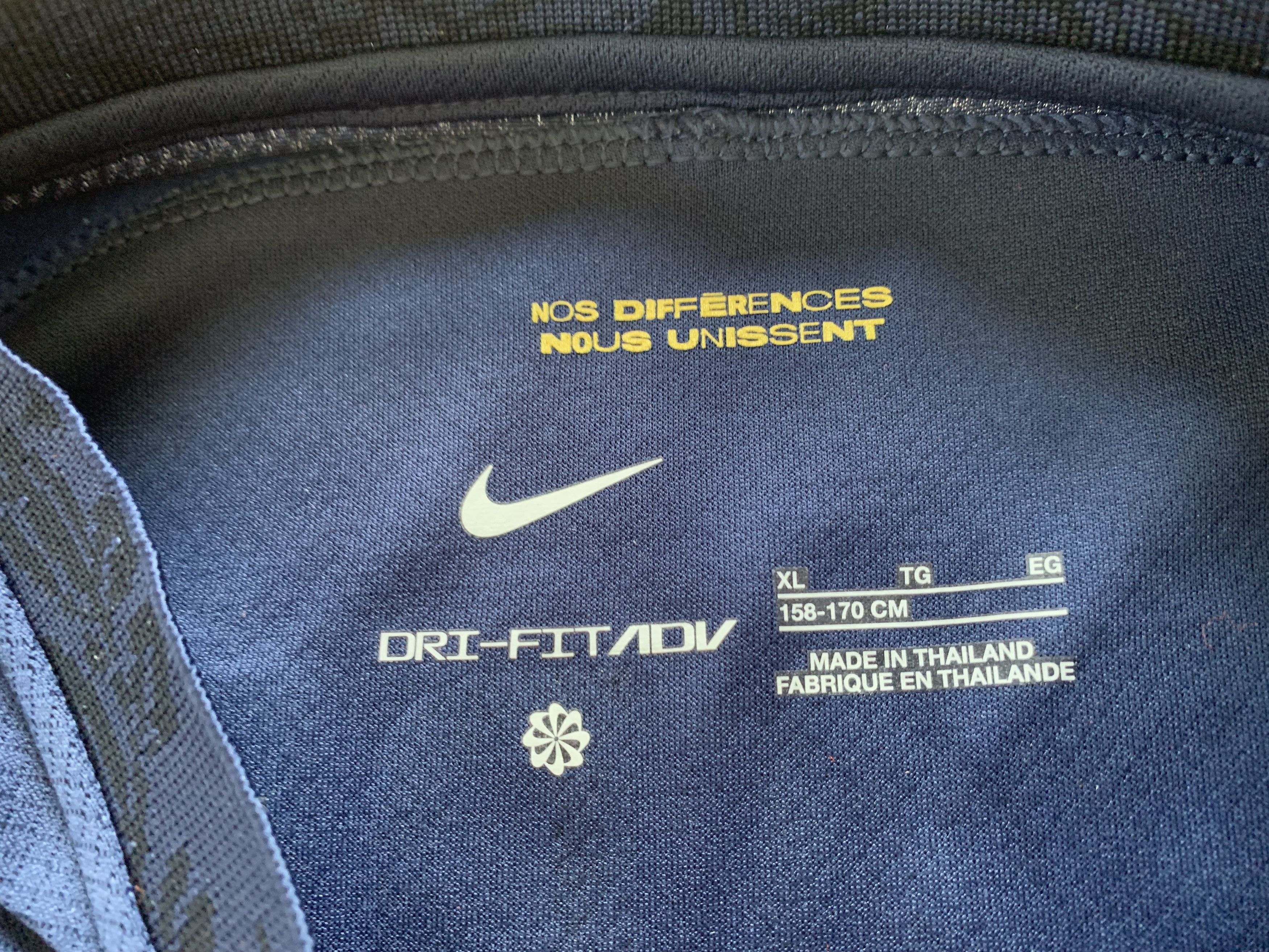 Nike Youth Nike France Mbappe 10 Home Football Shirt 2019 Size US XS / EU 42 / 0 - 8 Thumbnail