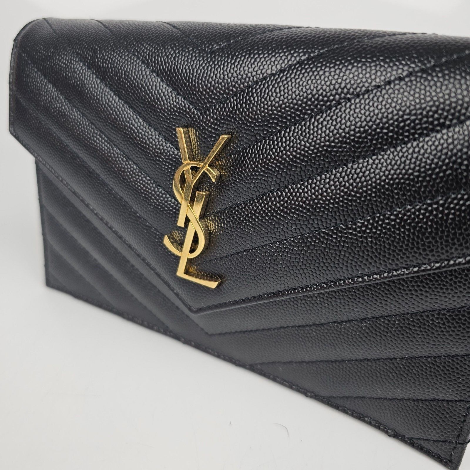 Saint Laurent Paris SAINT LAURENT Cassandre Envelope Black/Gold Grained Leather Size ONE SIZE - 5 Thumbnail