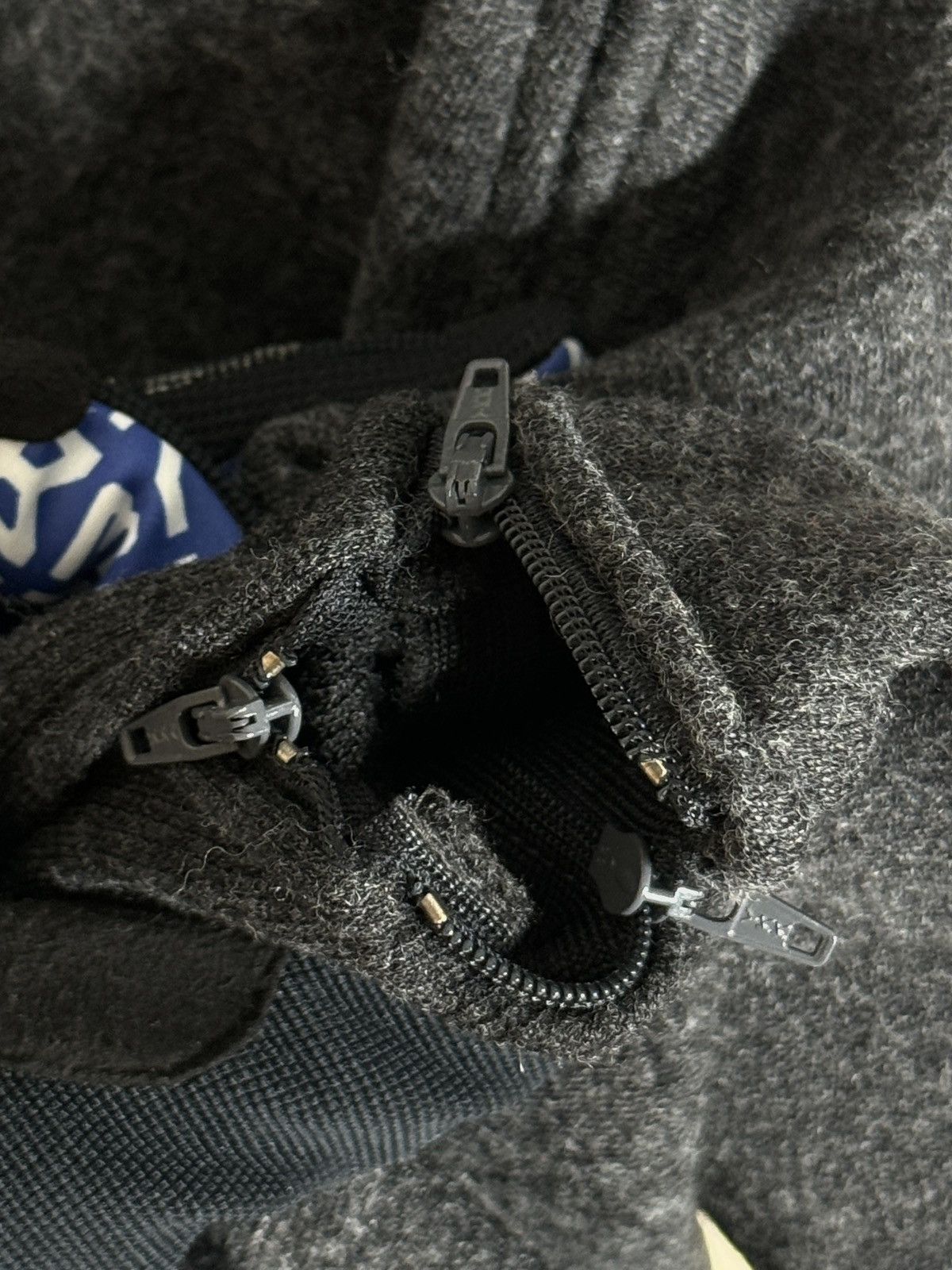 Undercover AW99 "Ambivalence" Small Parts Blank Generation Sweater Size US M / EU 48-50 / 2 - 4 Thumbnail