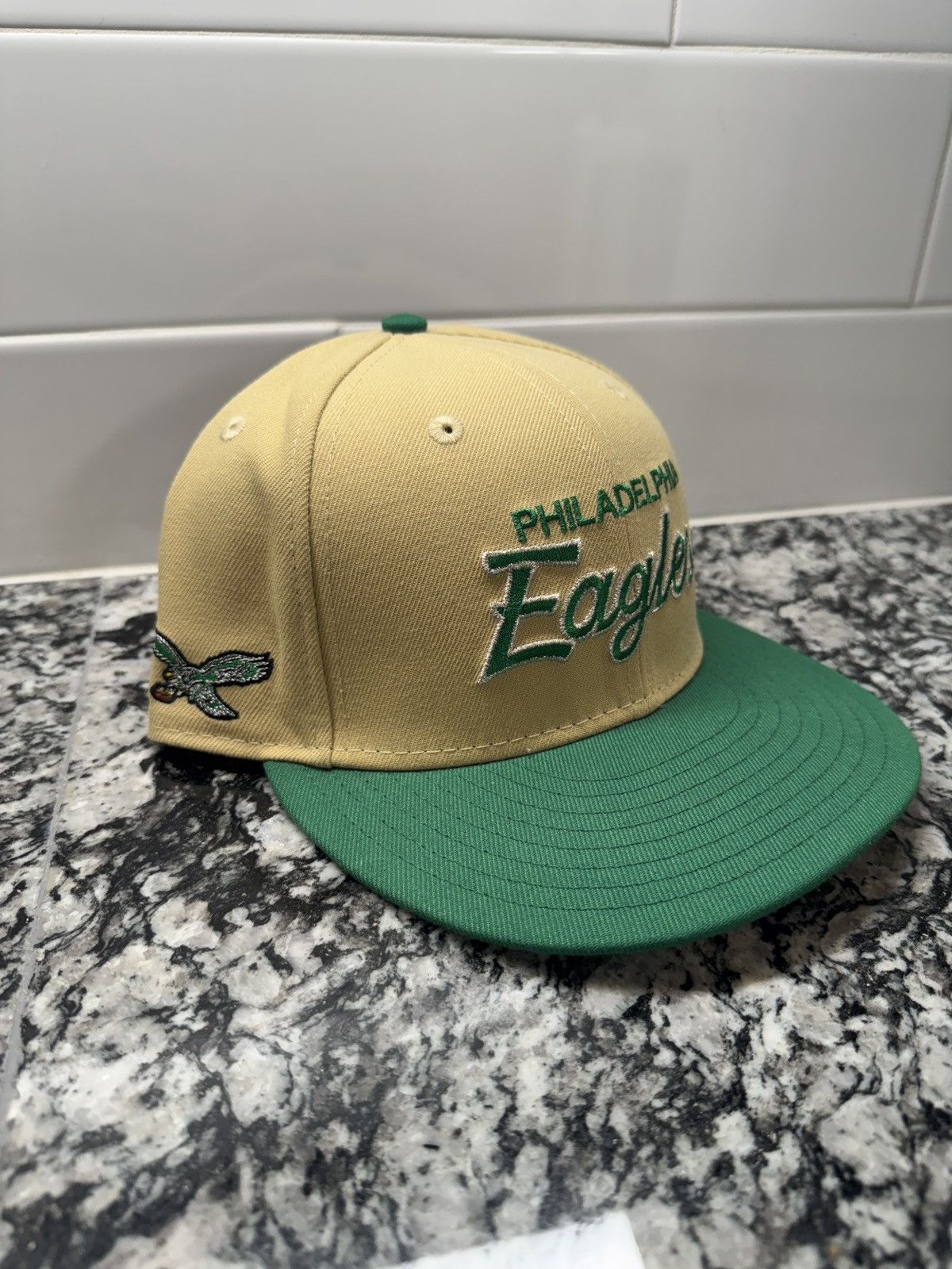 New Era New Era x Hat Club Philadelphia Eagles Fitted Hat Size 7 1/2 Size ONE SIZE - 2 Thumbnail