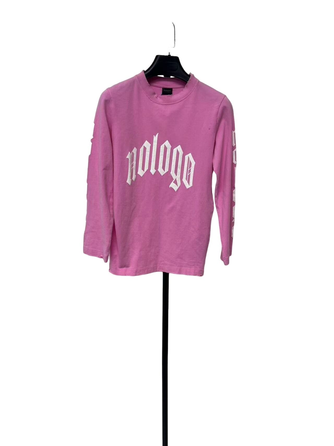 Balenciaga Balenciaga Distressed Nologo Print LS T-Shirt S Size US S / EU 44-46 / 1 - 1 Thumbnail