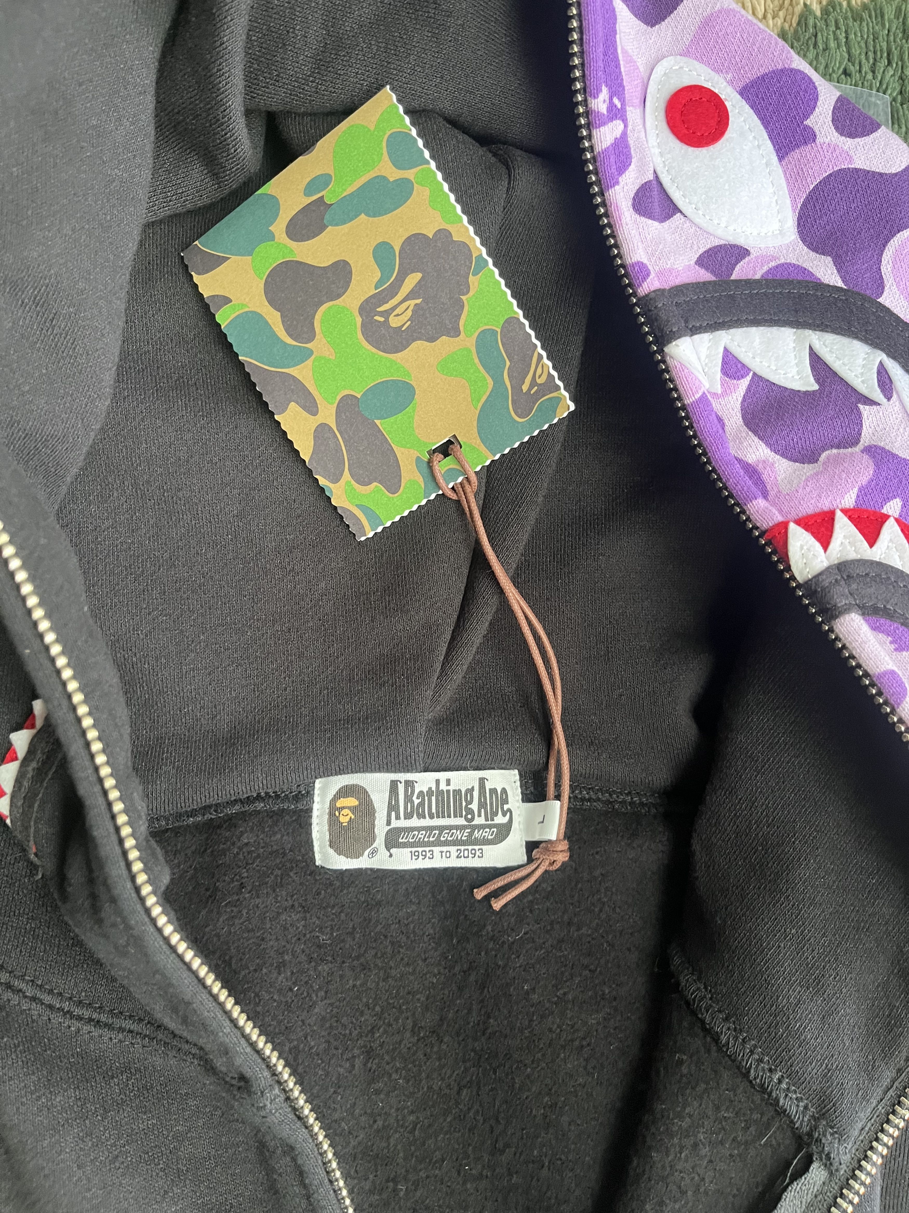 Bape A BATHING APE TAIPEI 13th Anniversary SHARK FULL ZIP HOODIE Size US L / EU 52-54 / 3 - 4 Thumbnail