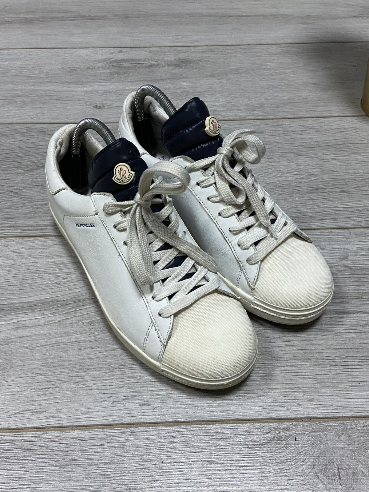 Moncler Moncler vintage Mr.Moncler leather sneakers Size US 7.5 / EU 40-41 - 2 Thumbnail