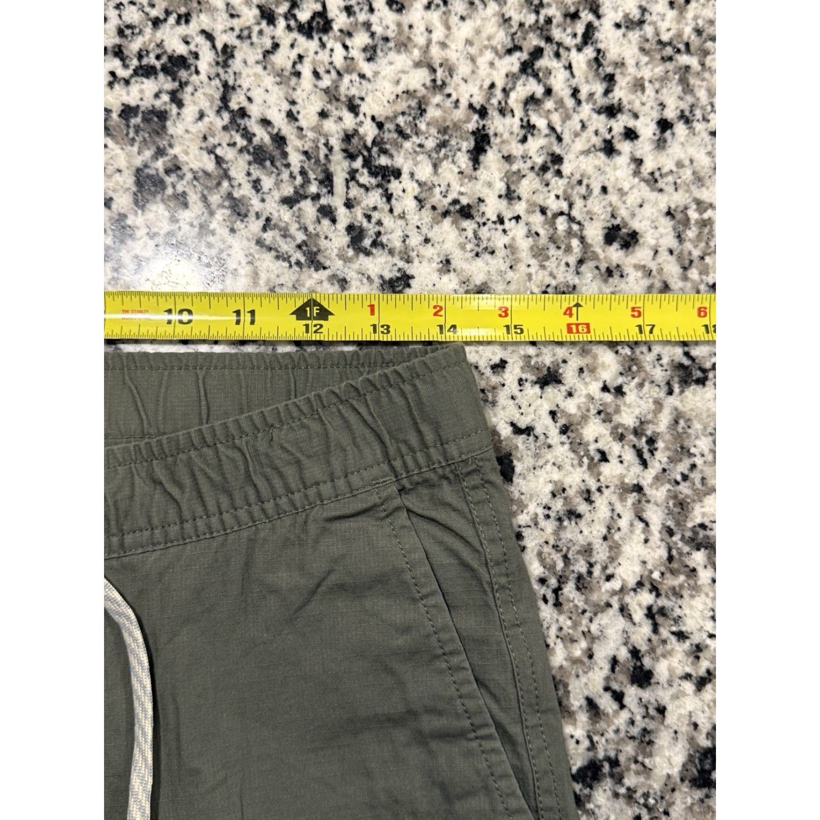 Vuori Vuori Women's Jogger Pants S Green Ripstop Performance Lightweight Activewear Inseam 28.5" Regular Pants ManMade Blended Fabric VW401 Mens? Size 28" / US 6 / IT 42 - 2 Thumbnail