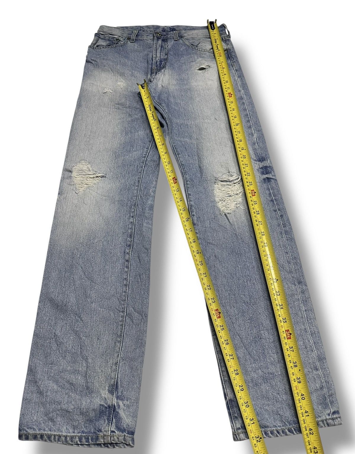GU × Japanese Brand GU Distressed Slim Jeans Faded Wash Size US 31 - 12 Thumbnail