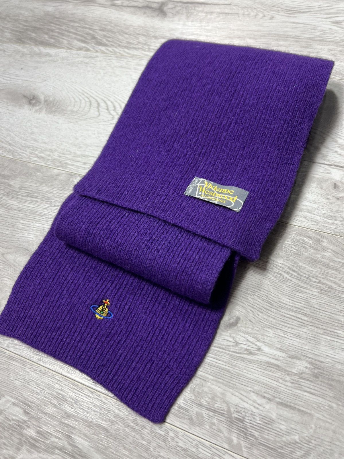 Vivienne Westwood Vivienne Westwood Ribbed Scarf Muffler Embroidered Orbs Logo Size ONE SIZE - 1 Thumbnail
