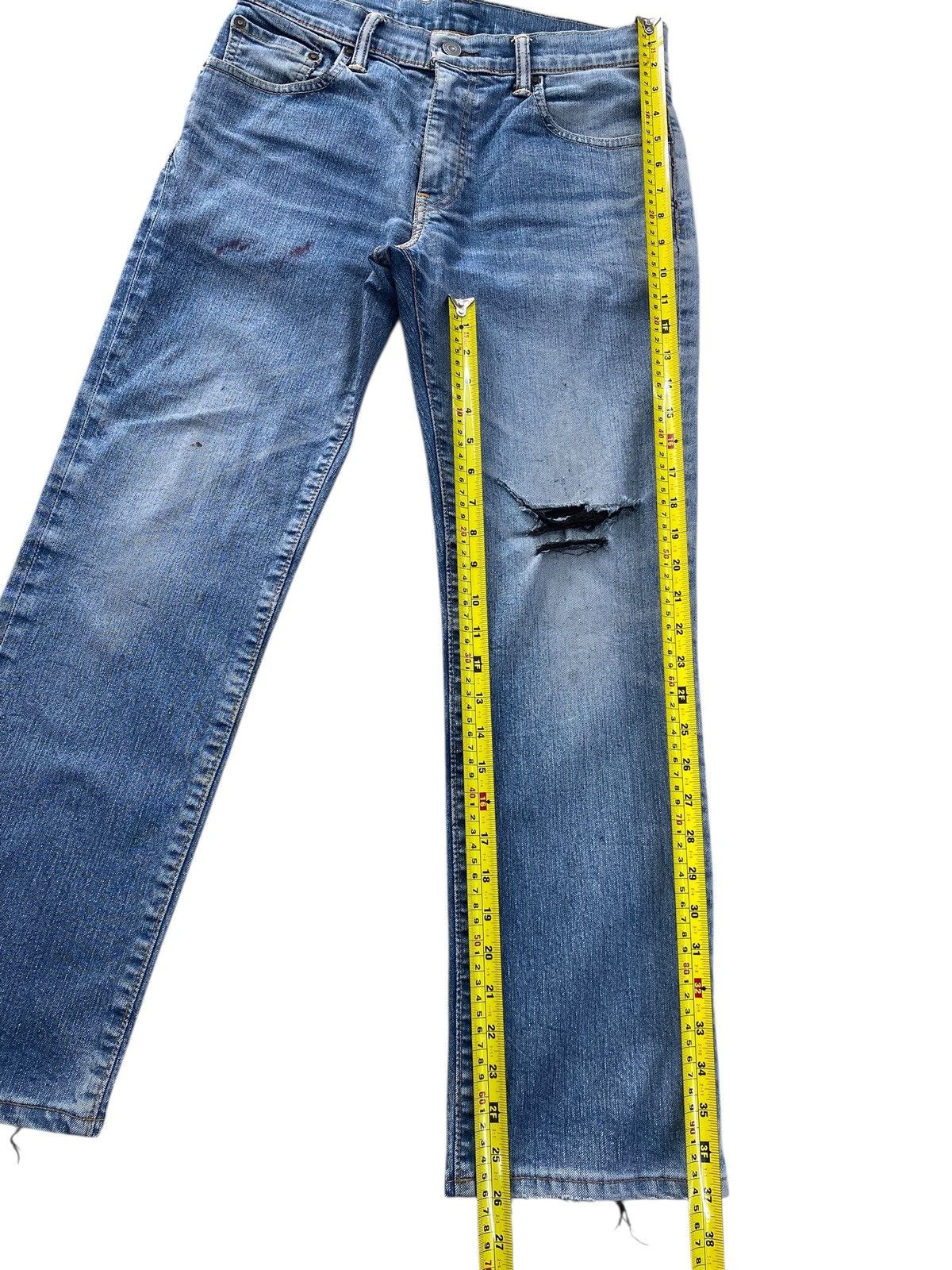 Levi's Levi’s Faded Wash Ripped Style Straight Leg Jean Size US 30 / EU 46 - 8 Thumbnail