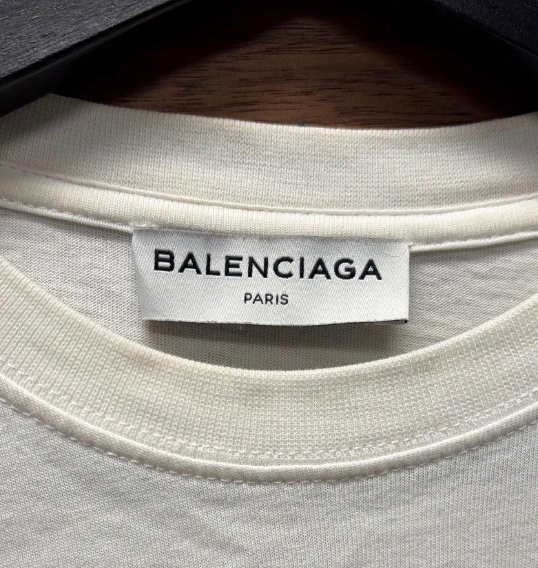 Balenciaga 2017 Balenciaga ‘Femme Fatale’ Embroidered Script White Oversized T-Shirt Size US S / EU 44-46 / 1 - 3 Thumbnail