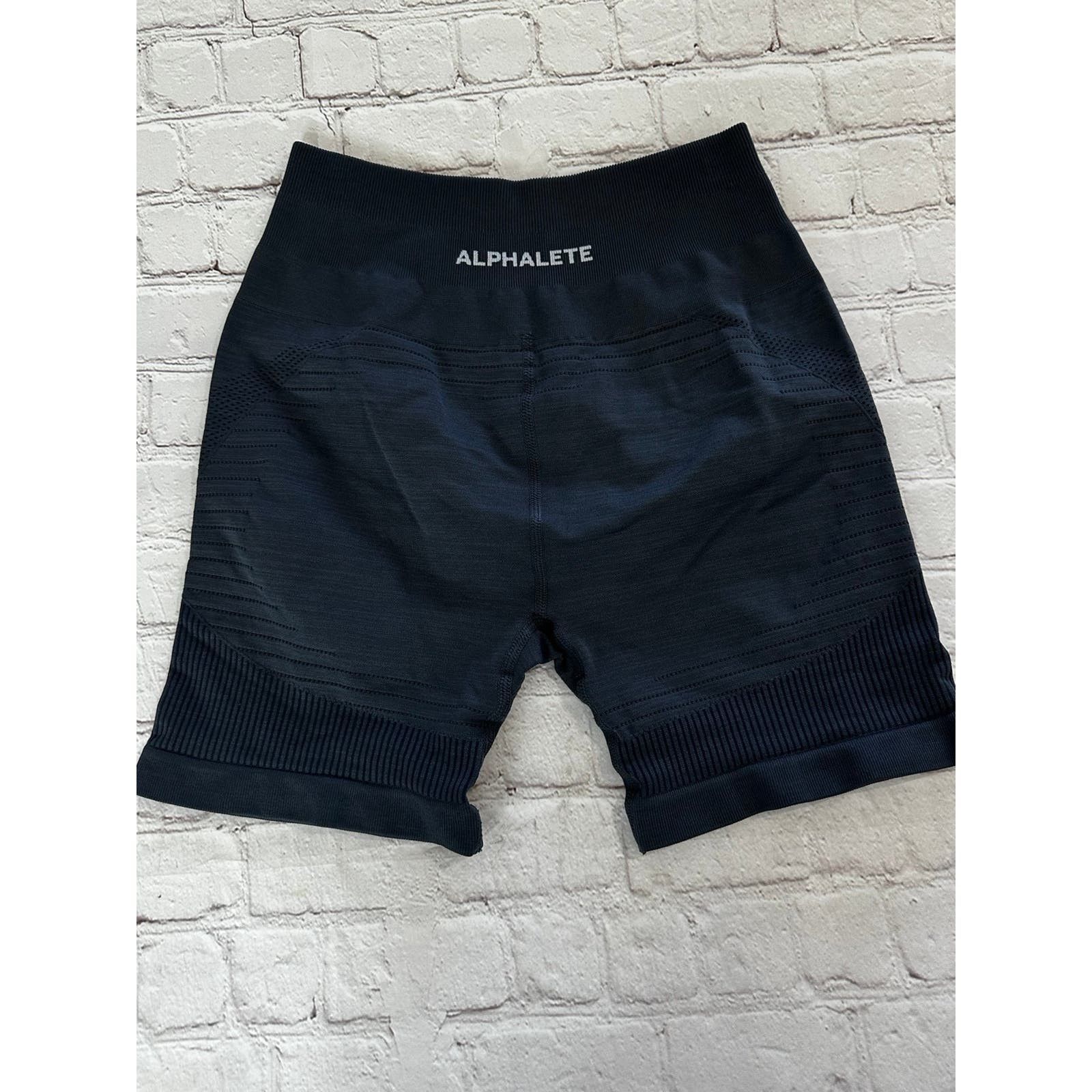 Other Alphalete shorts size small Size 27" / US 4 / IT 40 - 1 Thumbnail