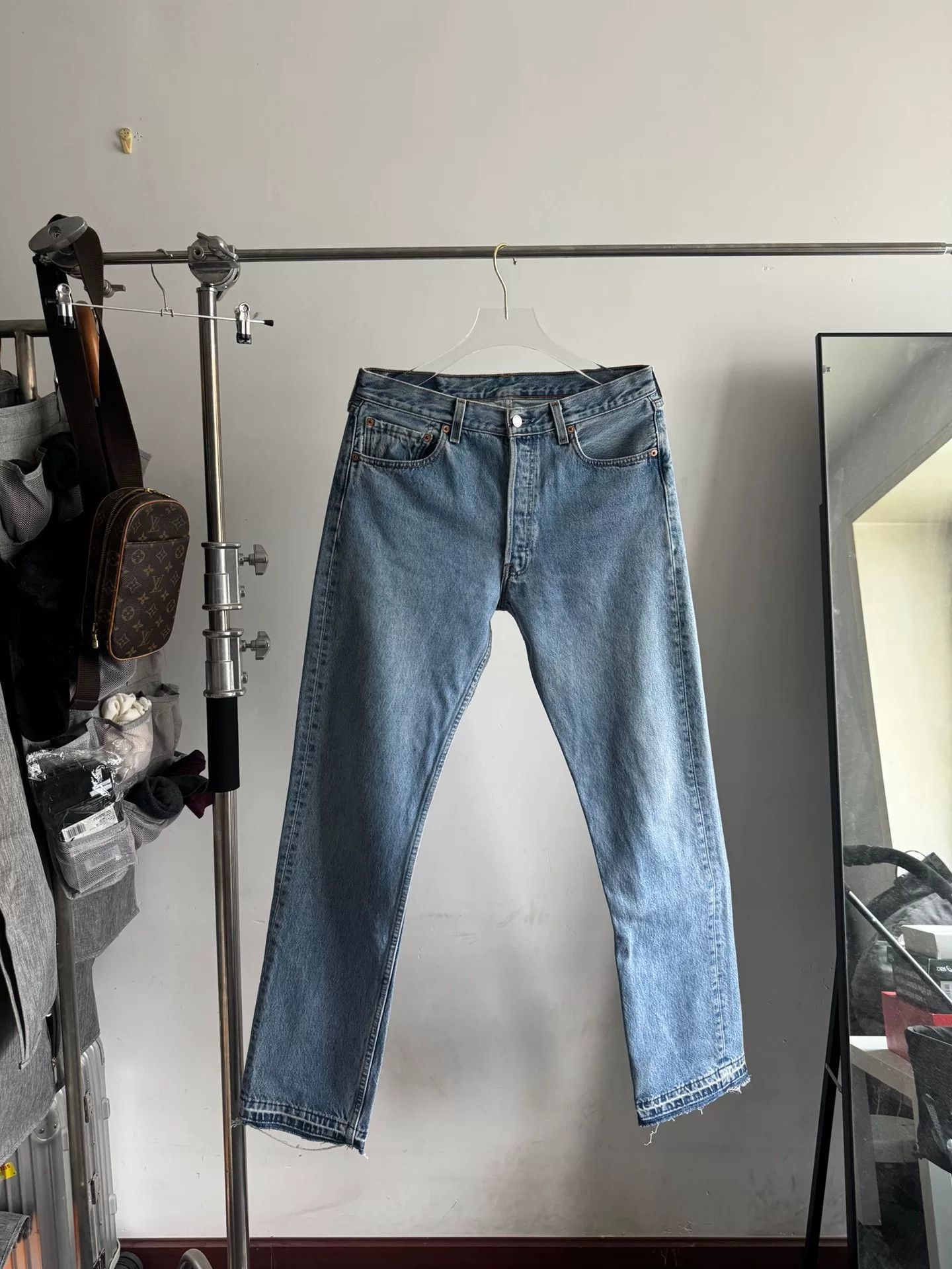 Vintage Vintage Levi's 501 Jeans Size 34x34 Size US 34 / EU 50 - 1 Thumbnail