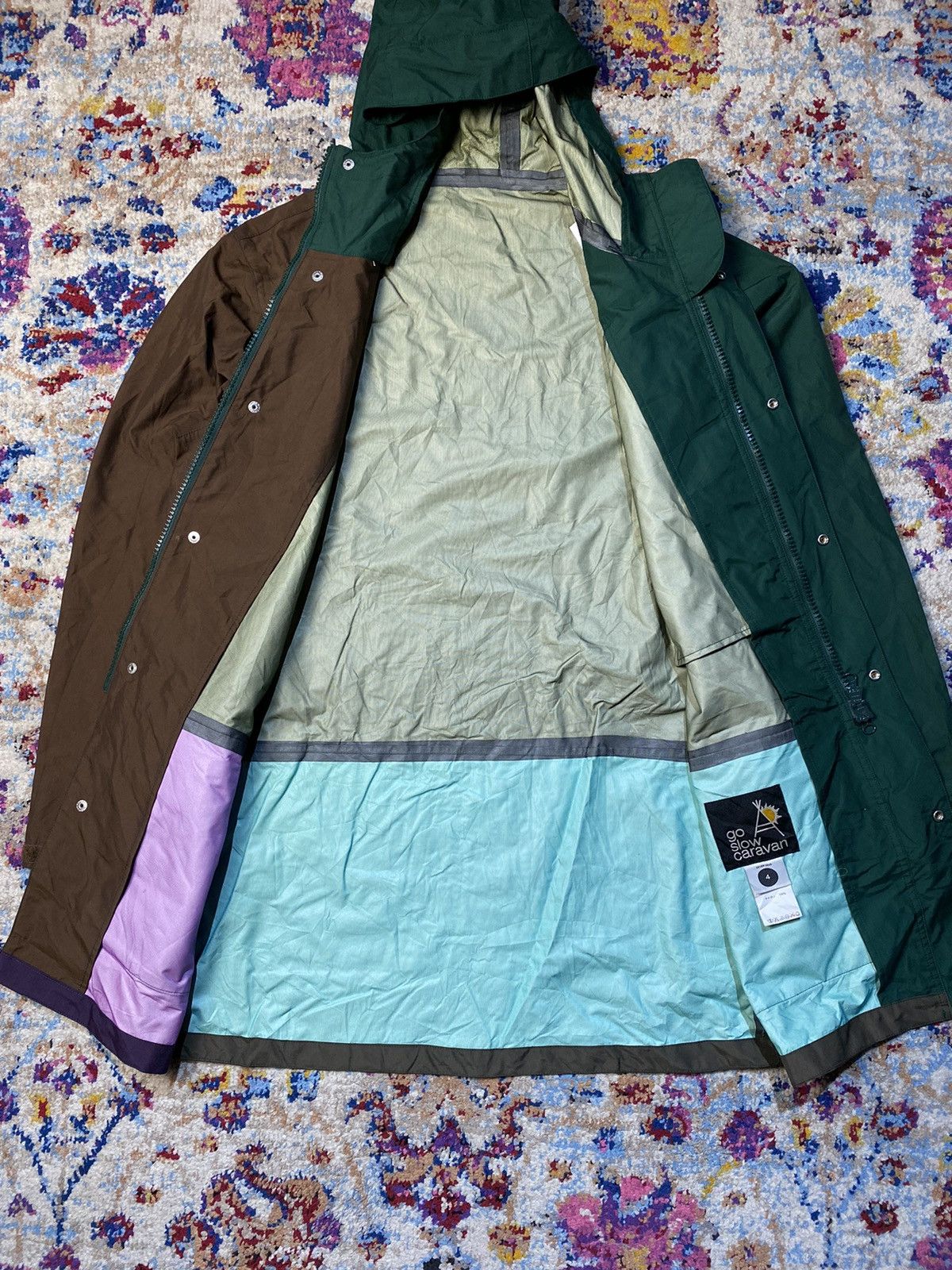 go slow caravan GO SLOW CARAVAN COLOR BLOCK LONG PARKA RAIN JACKET Size US M / EU 48-50 / 2 - 4 Thumbnail