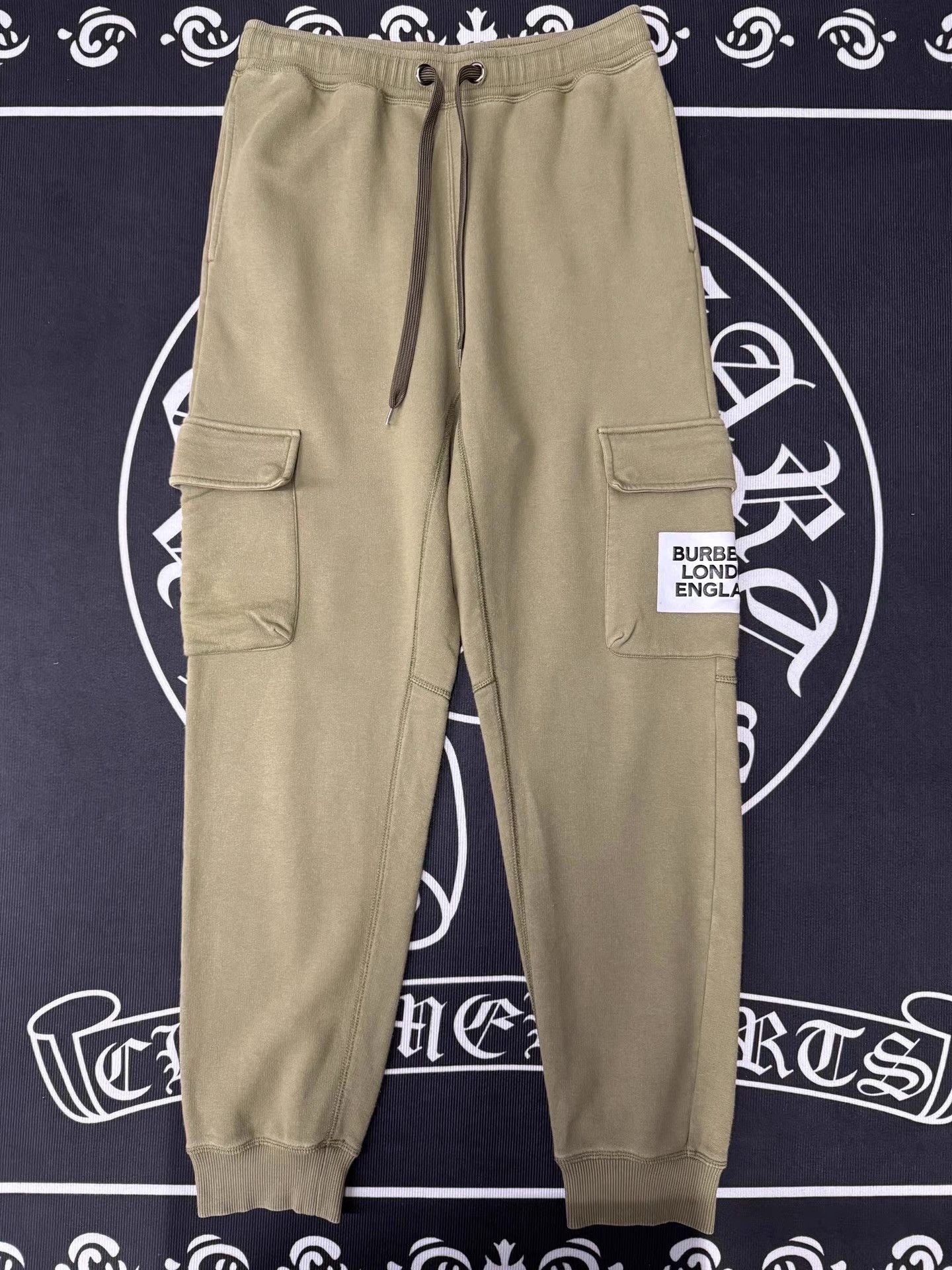 Burberry Burberry Army Green Drawstring Jogger Pants Q10 Size US 32 / EU 48 - 1 Thumbnail
