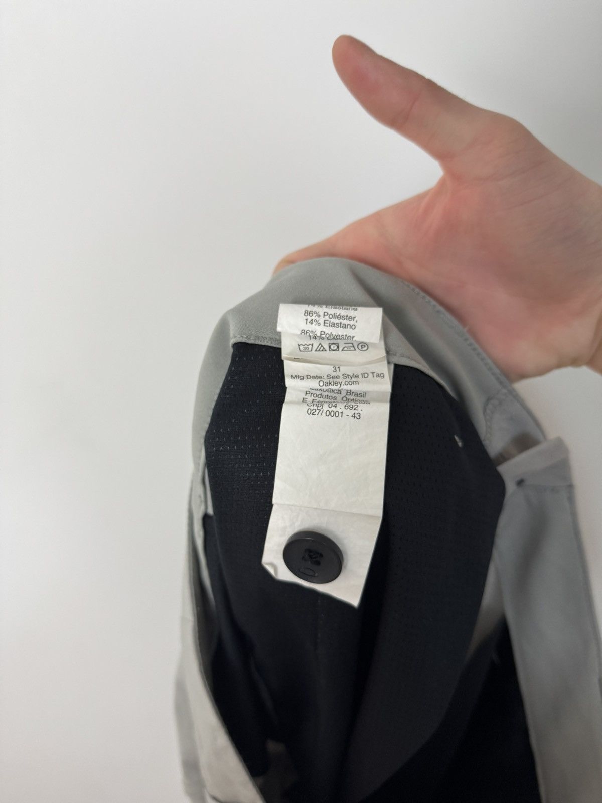 Oakley Oakley Beige Black Tech Shorts with logo Outdoor Streetwear Size US 31 - 10 Thumbnail
