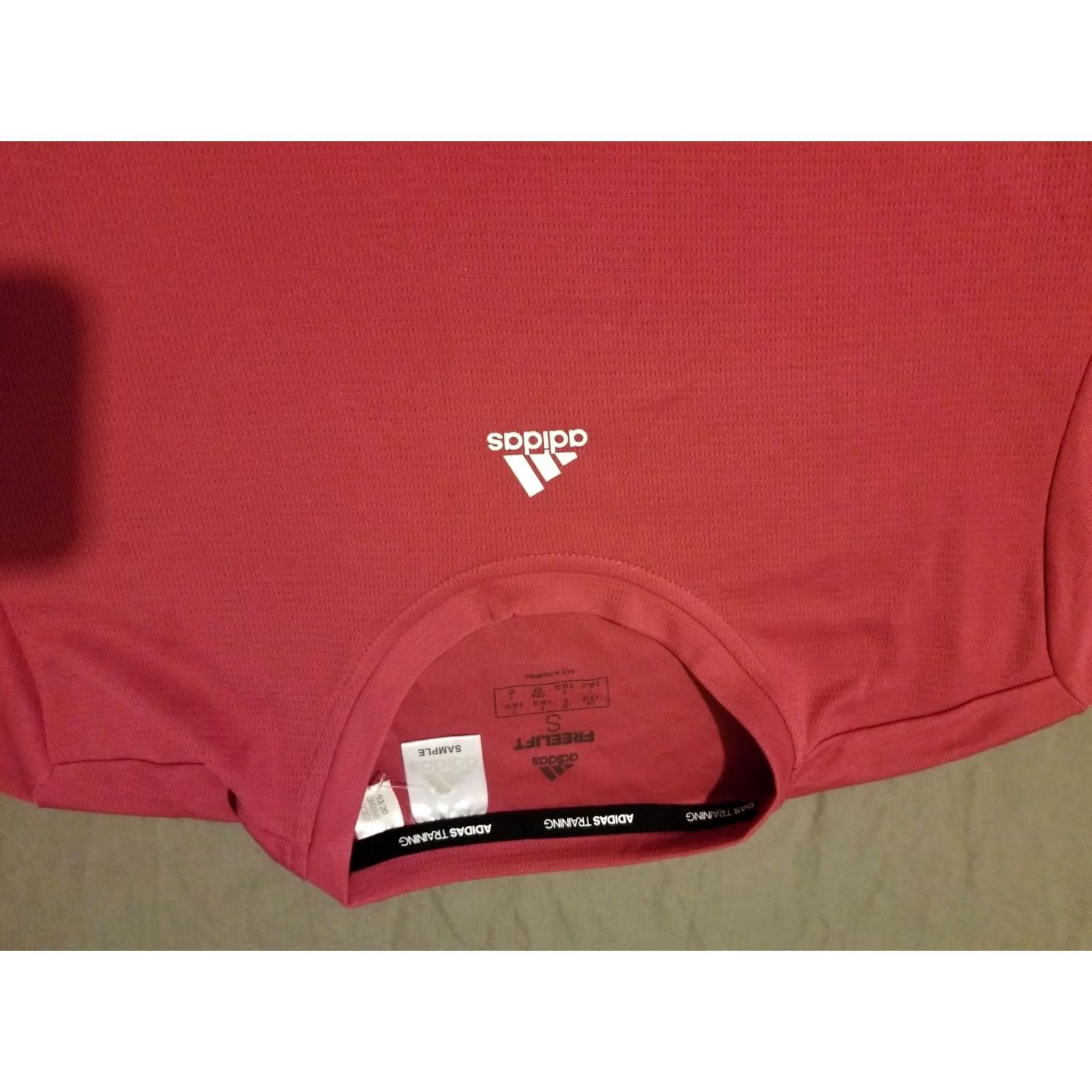 Adidas Womens adidas Shirt S Small Red Athletic Gym Workout Shirt T-Shirt Activewear Womens Adidas Red S Small Athletic Gym Workout Size S / US 4 / IT 40 - 2 Thumbnail