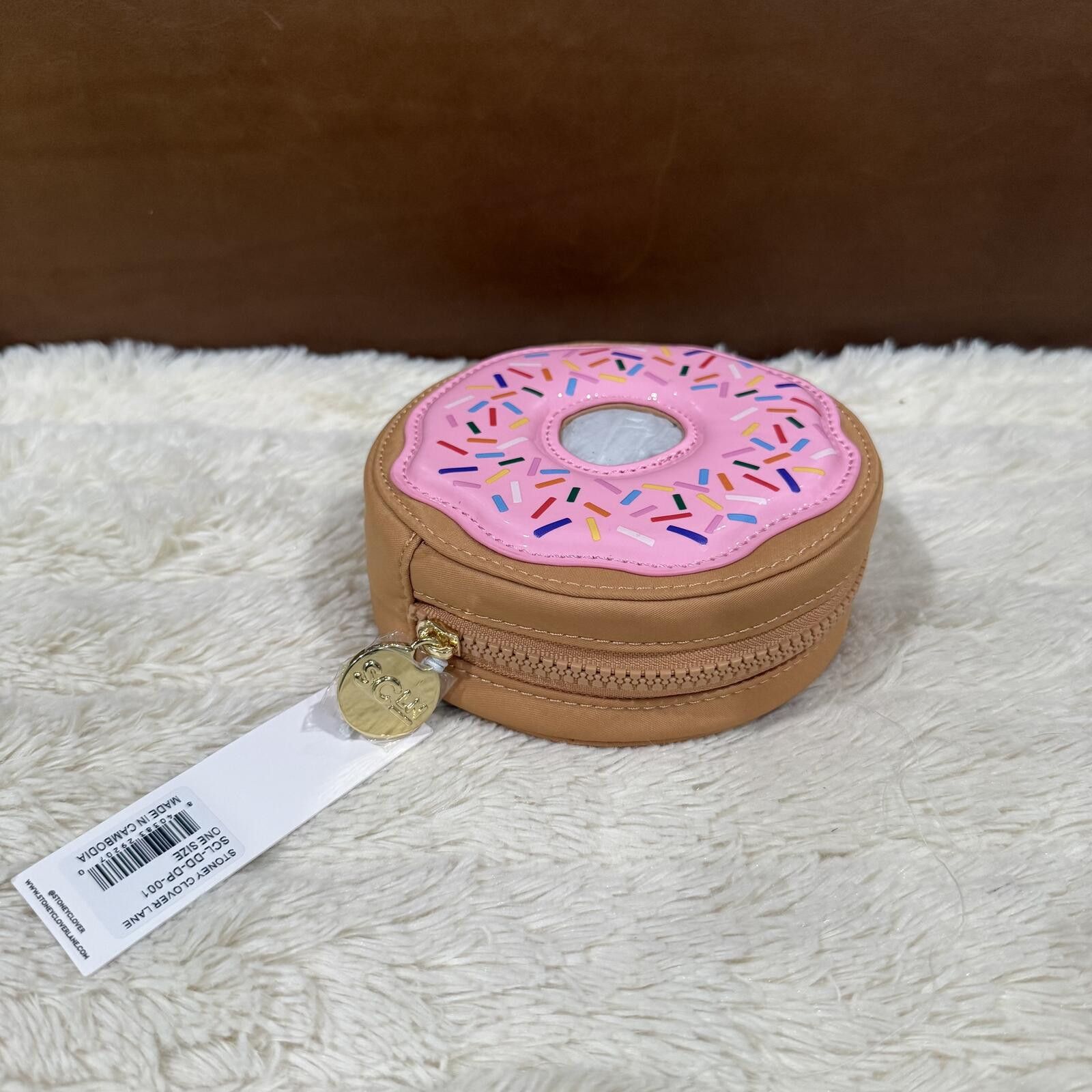 Other Stoney Clover Lane x Dunkin’ Donuts - The Dunkin Donut Pouch Size ONE SIZE - 2 Thumbnail