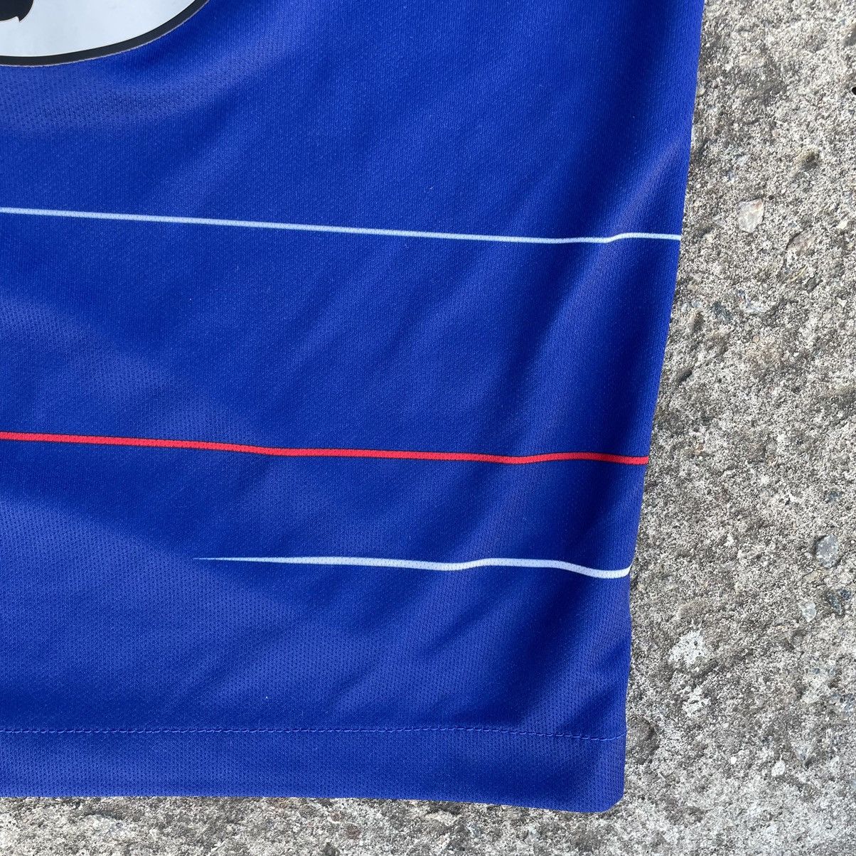 Vintage Vintage Nike T-shirts Chelsea Sport Football Y2K 90s Size US XXS / EU 40 - 12 Thumbnail