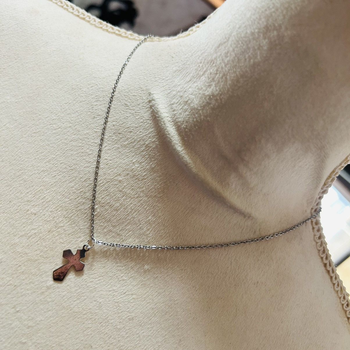 Handmade Handcrafted vintage delicate silver cross pendant necklace Size ONE SIZE - 1 Thumbnail