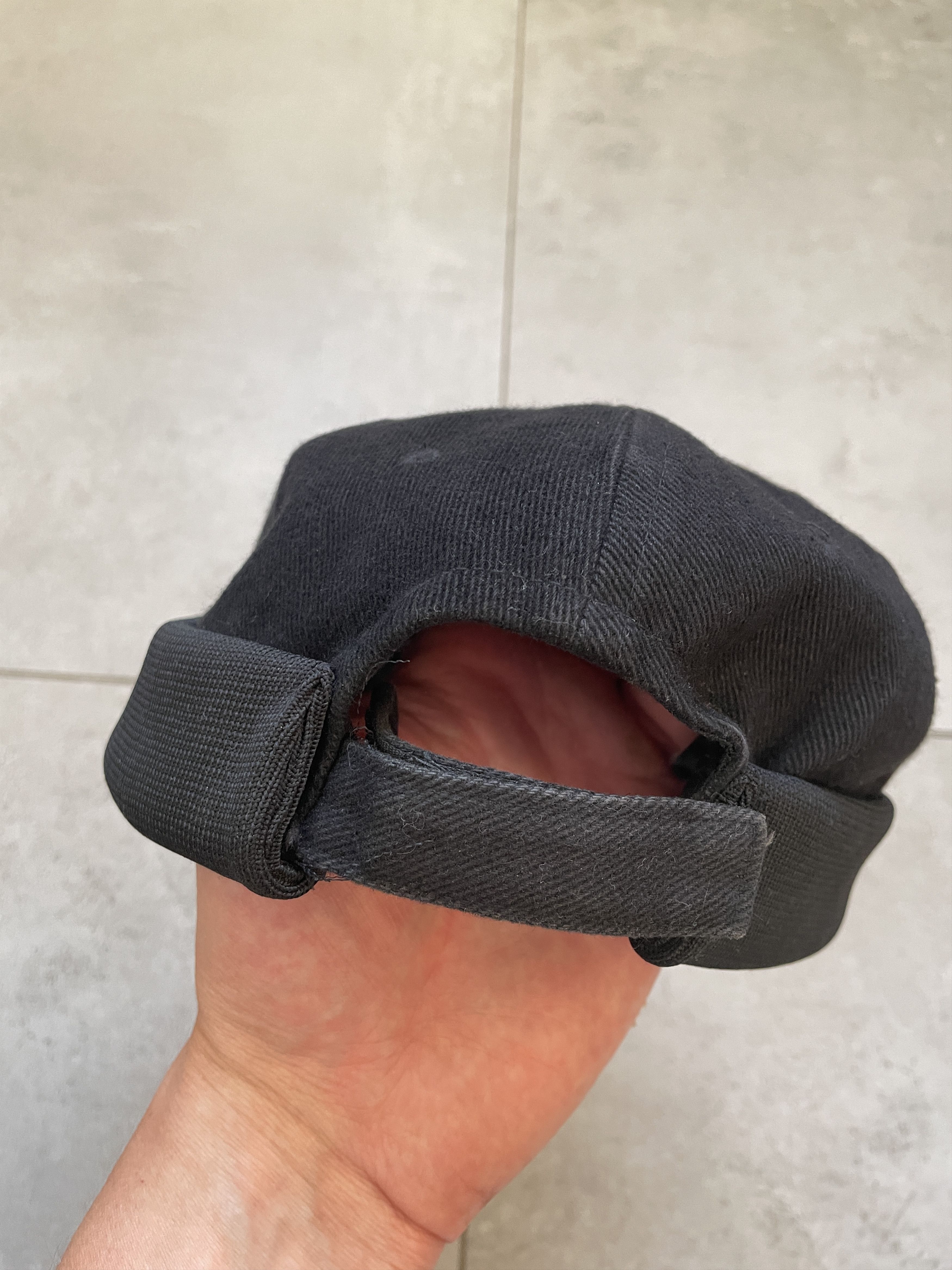 Oakley OAKLEY NO BRIM BLACK HAT BEANIE FISHERMAN LEON SAILOR Size ONE SIZE - 3 Thumbnail