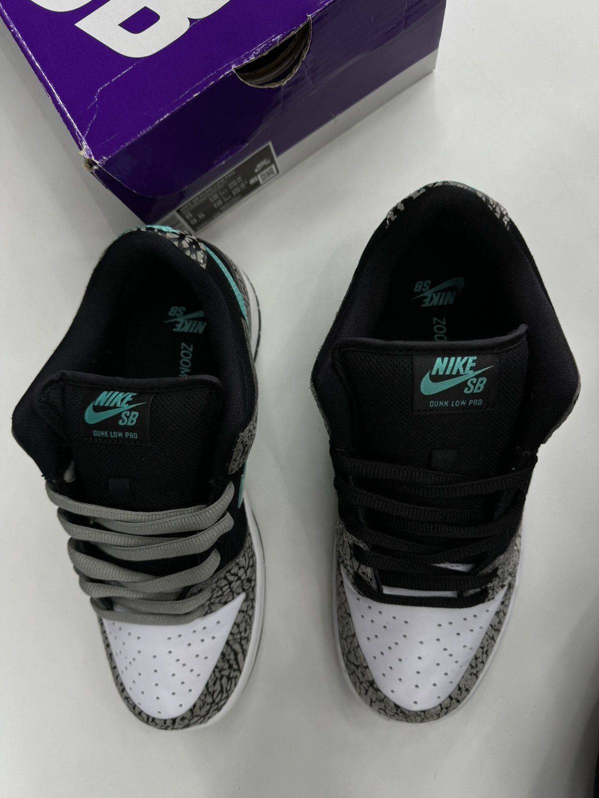 Nike × atmos Nike SB Dunk Low Atmos Elephant Size US 8 / EU 41 - 4 Thumbnail