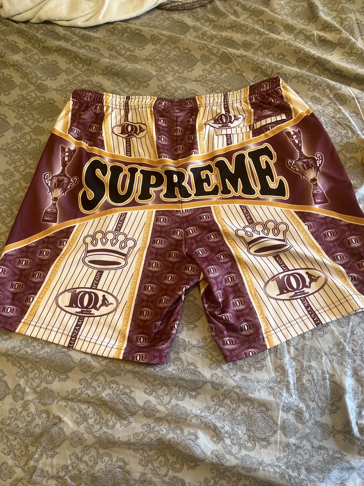 Supreme Supreme ‘por ciento’ FW 22 soccer short Size US 34 / EU 50 - 2 Thumbnail