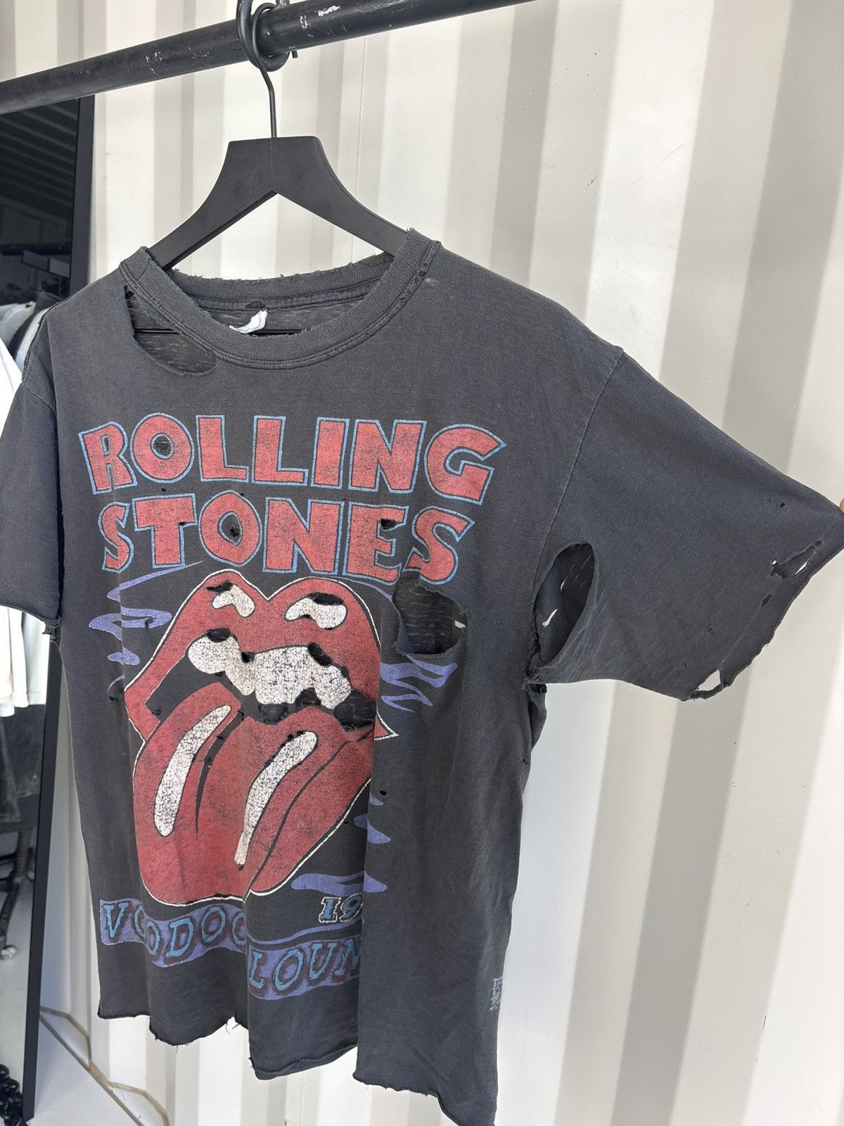 Band Tees Vintage Rolling Stones Shirt Faded Distressed GRUNGE Band Size US L / EU 52-54 / 3 - 2 Thumbnail