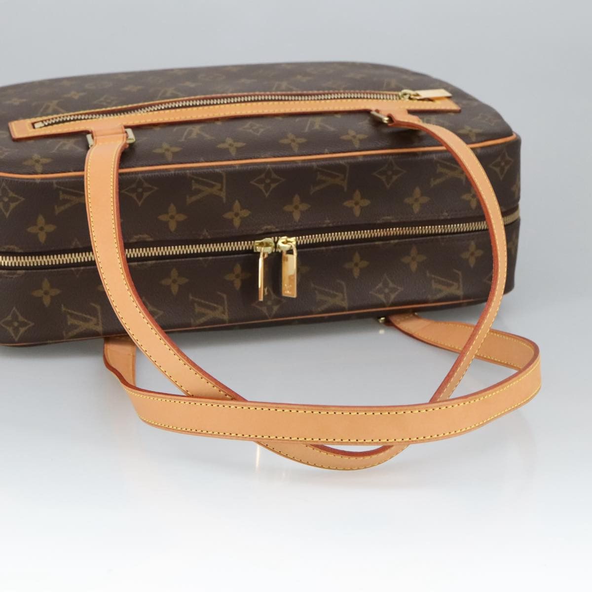Louis Vuitton LOUIS VUITTON Monogram Cite GM Hand Bag M51181 Size ONE SIZE - 7 Thumbnail