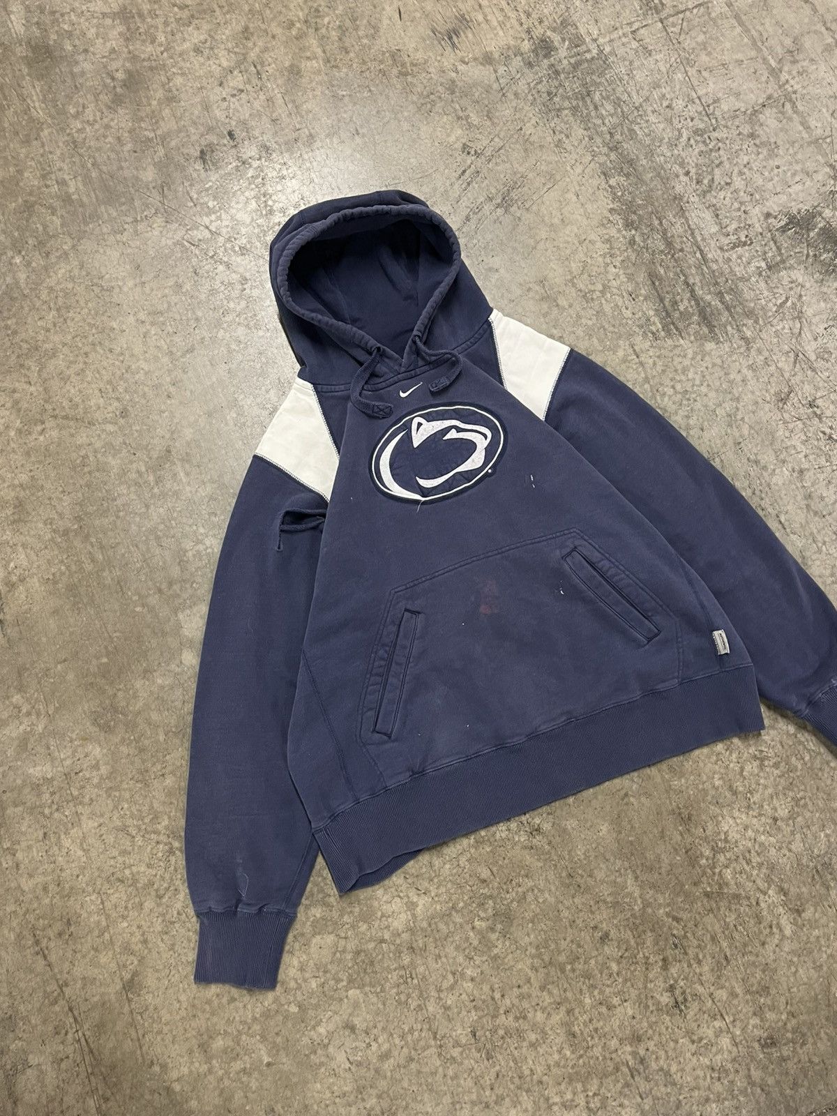 Nike × Vintage Nike center swoosh Penn state college thrashed faded hype Size US L / EU 52-54 / 3 - 3 Thumbnail