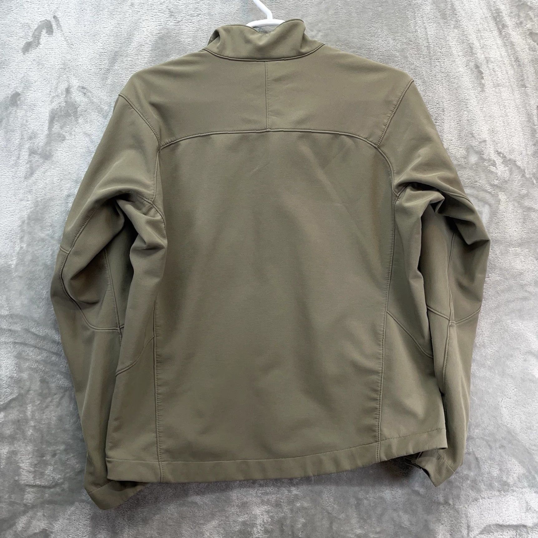 **Patagonia Green Olive Jacket Men's Large Windblock Workwear** User: **Patagonia Green Olive Windblock Jacket Men's Large Workwear**