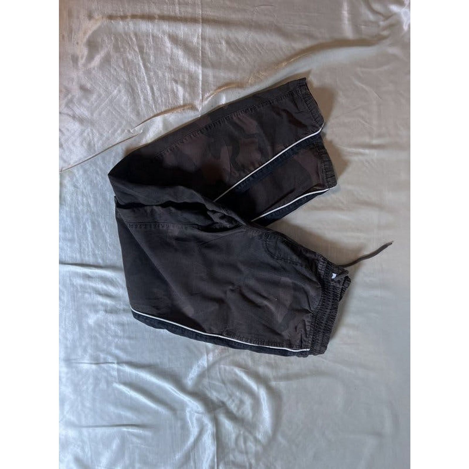 Brave Soul Tapered Camo Joggers Size US 28 / EU 44 - 1 Thumbnail