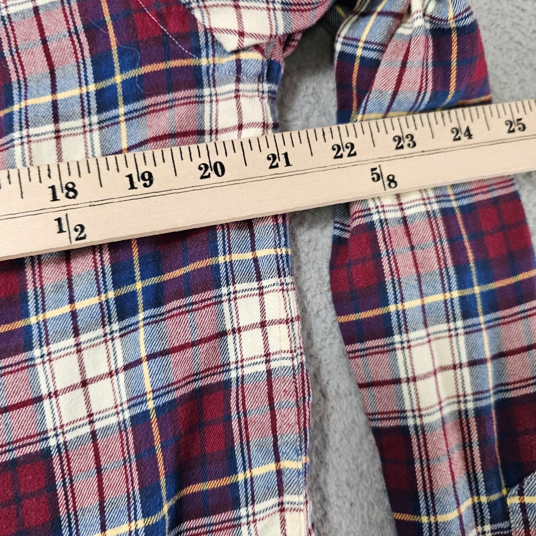 Charles Tyrwhitt Charles Tyrwhitt Shirt Mens Medium Red Check Brushed Twill Button Up Long Sleeve Size US M / EU 48-50 / 2 - 7 Thumbnail