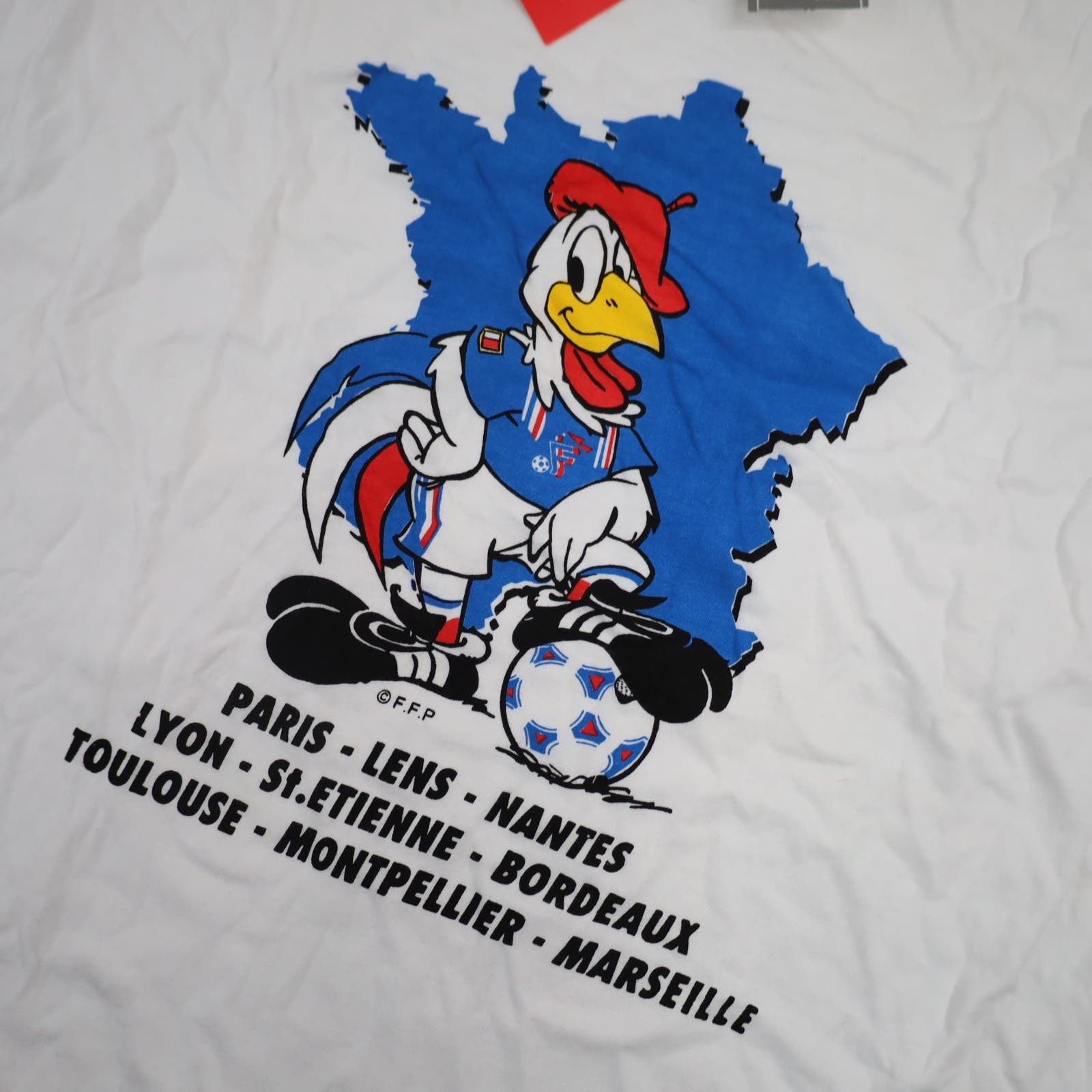 Vintage Vintage NWT Federation of France Football Graphic T Shirt Size US XL / EU 56 / 4 - 4 Thumbnail