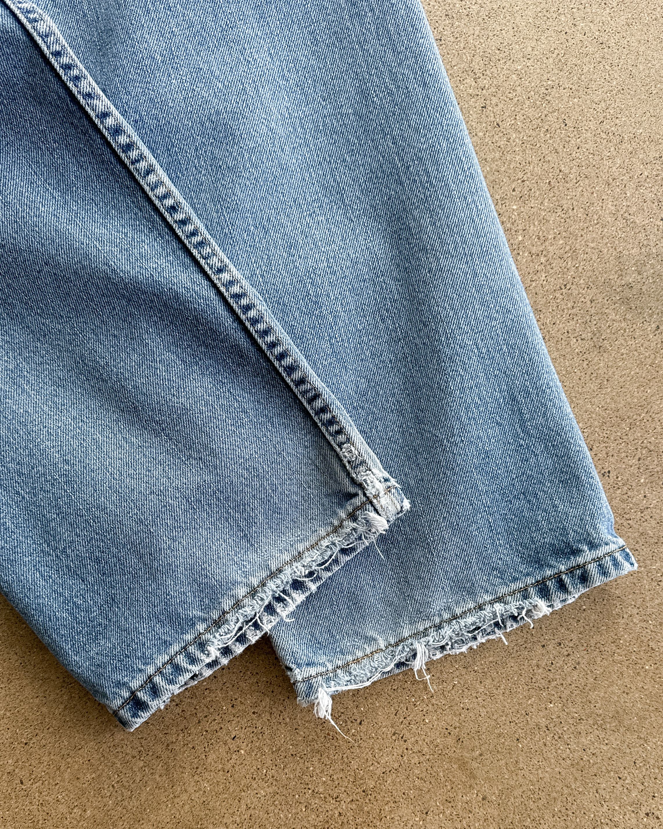 Levi's Vintage 2000s Levi's 505 Jeans Straight Leg 33 Distressed Size US 33 - 4 Thumbnail