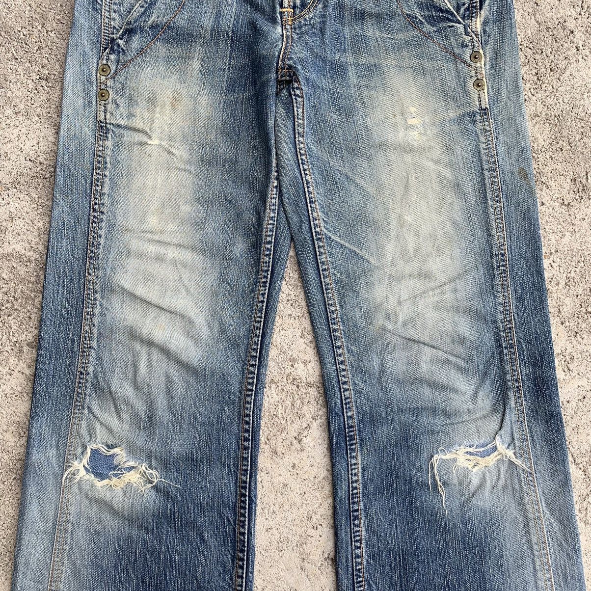 Japanese Brand Flare Vintage Edwin Blue Trip Distressed Denim W32 Size US 32 / EU 48 - 5 Thumbnail