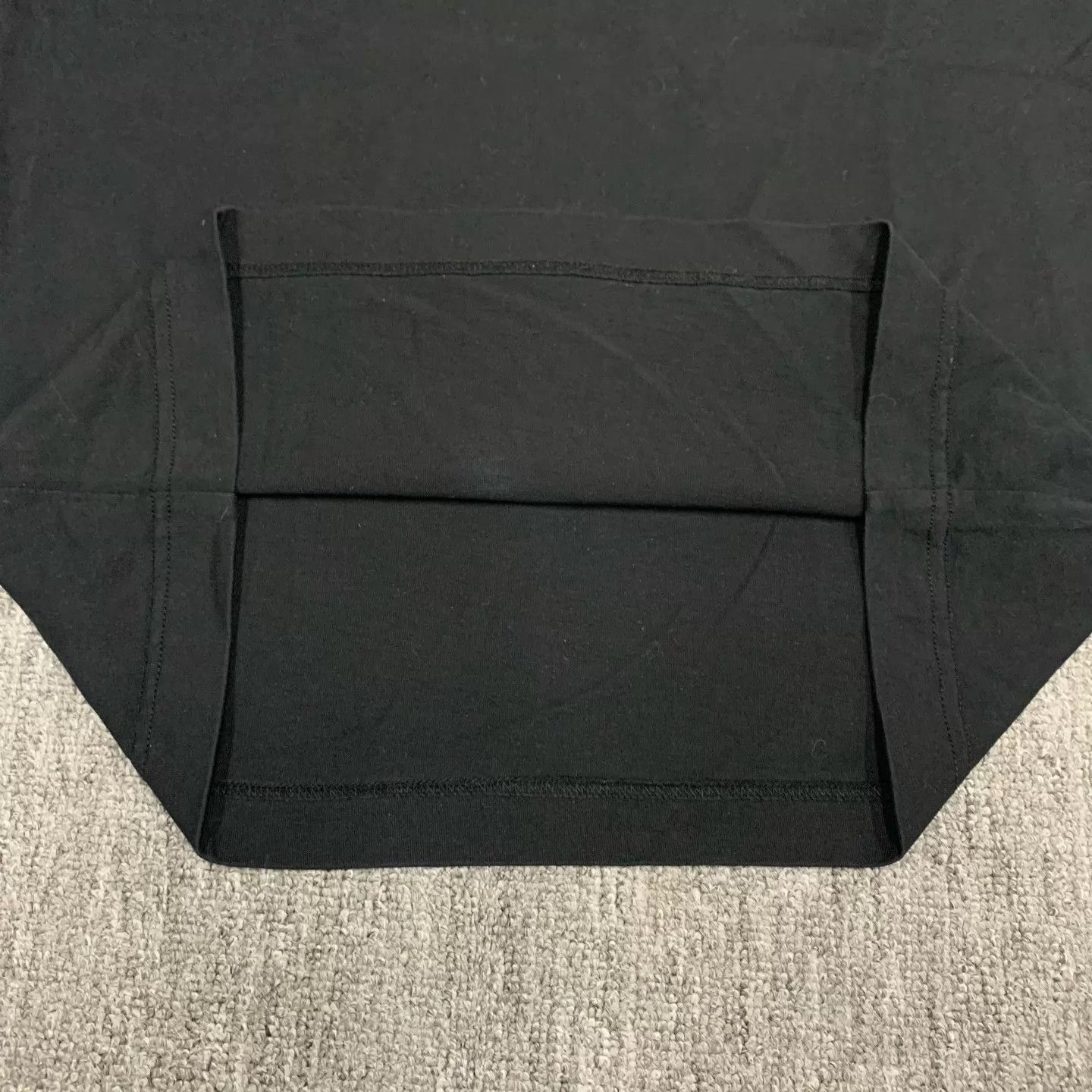 Balenciaga Balenciaga black back logo short-sleeve T-shirt S Size US S / EU 44-46 / 1 - 8 Thumbnail