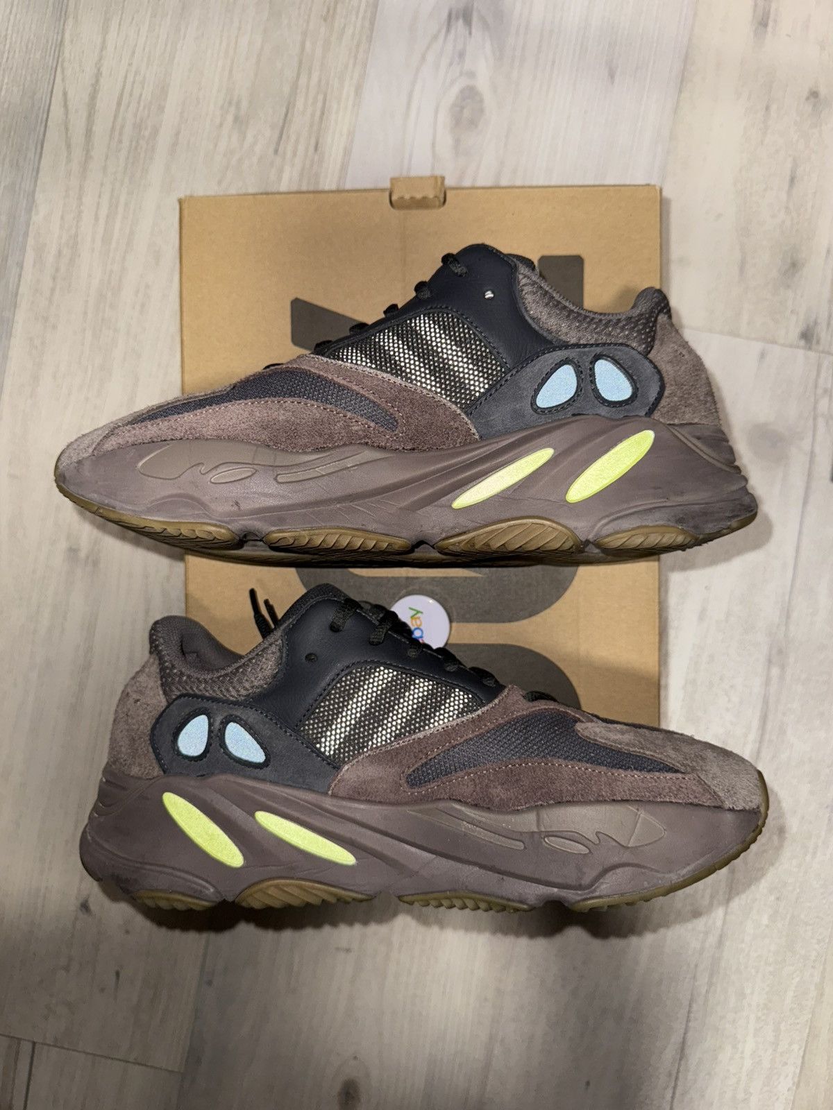 Adidas × Kanye West Adidas Yeezy 700 Mauve Size US 11 / EU 44 - 3 Thumbnail