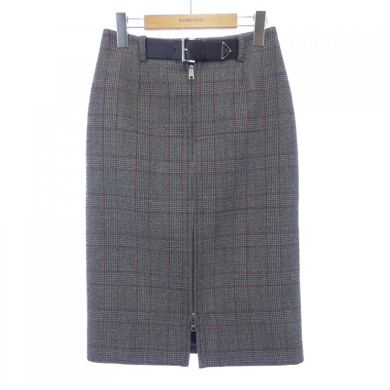 Prada Prada Prada Triangle Logo Skirt Others Skirts P189VE S231 LJH DUTY FREE for USA Size ONE SIZE - 1 Thumbnail
