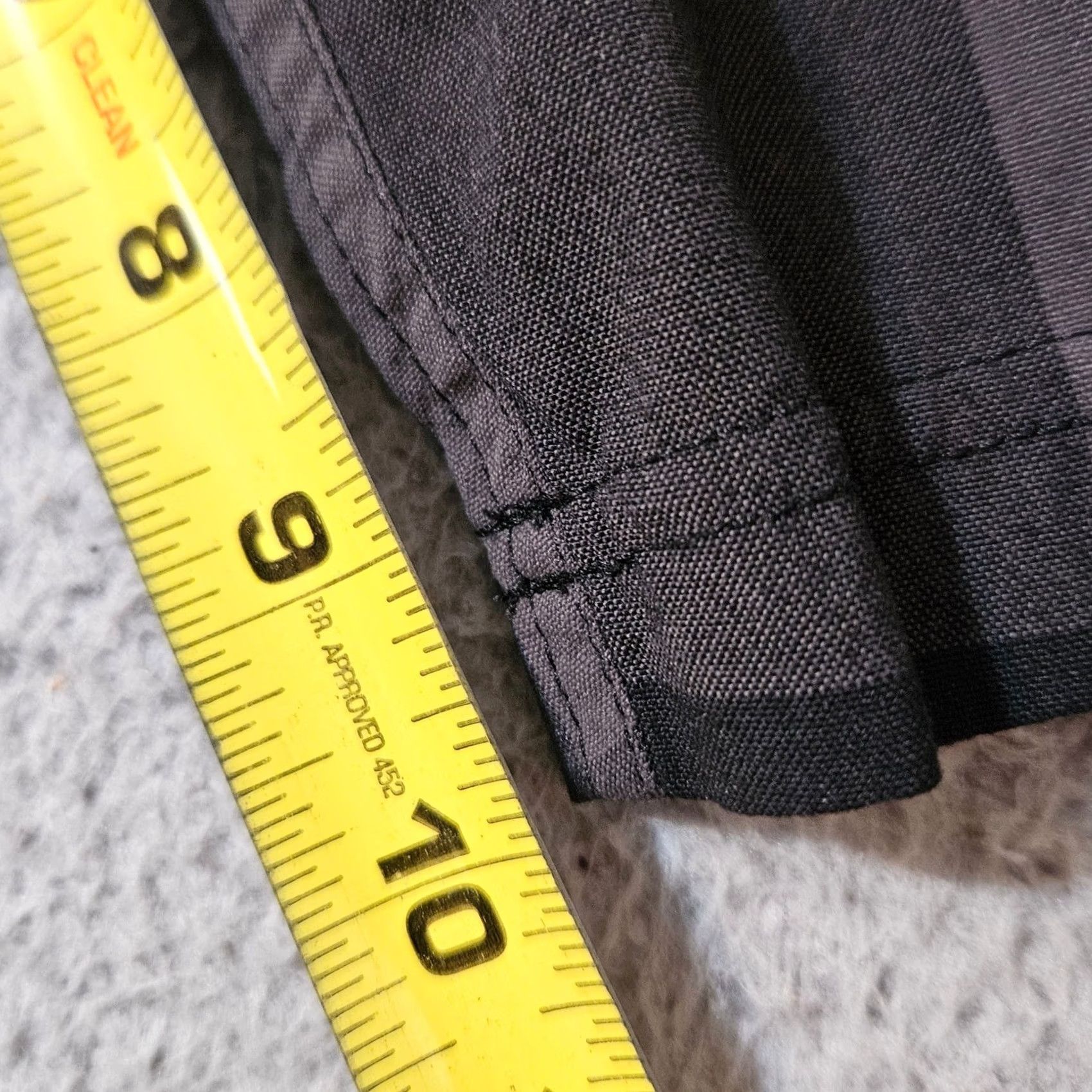 Lululemon Lululemon Shorts Mens 36 Black Gray Plaid Checkered Flat Front Size 36 x 10 Size US 36 / EU 52 - 6 Thumbnail