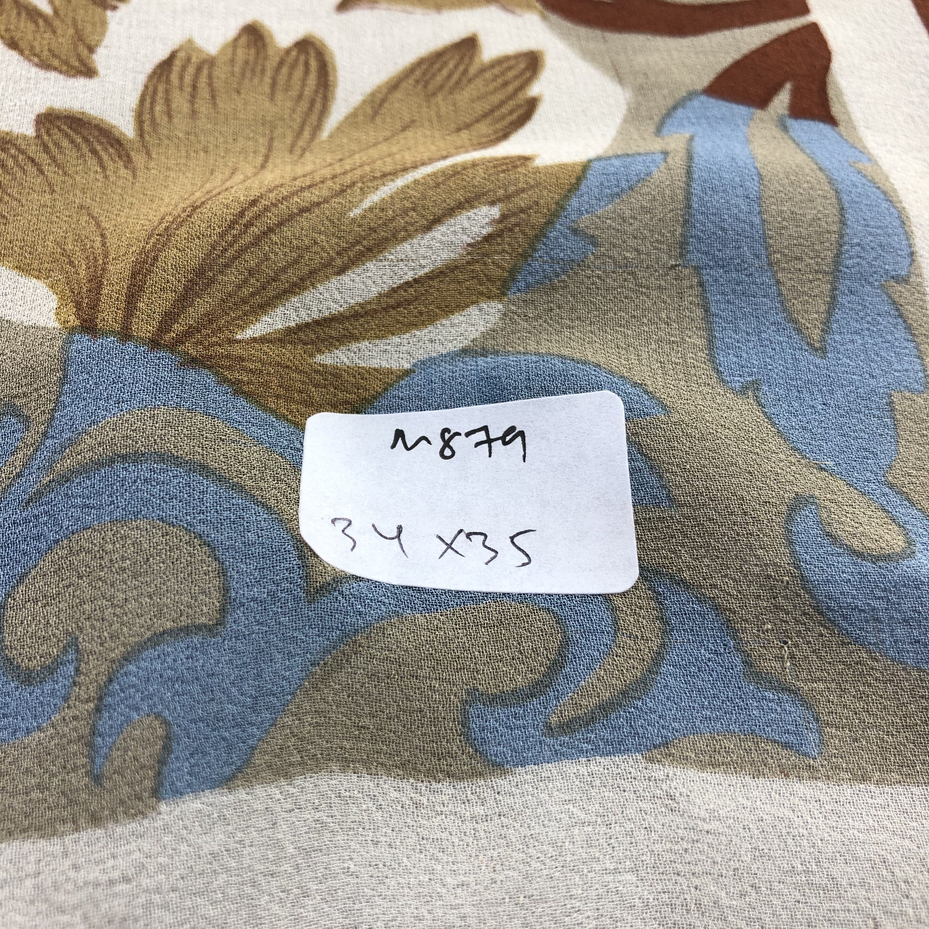 Japanese Brand Luxury Baroque Hand Rolled Silk Scarf M879 Size ONE SIZE - 8 Thumbnail