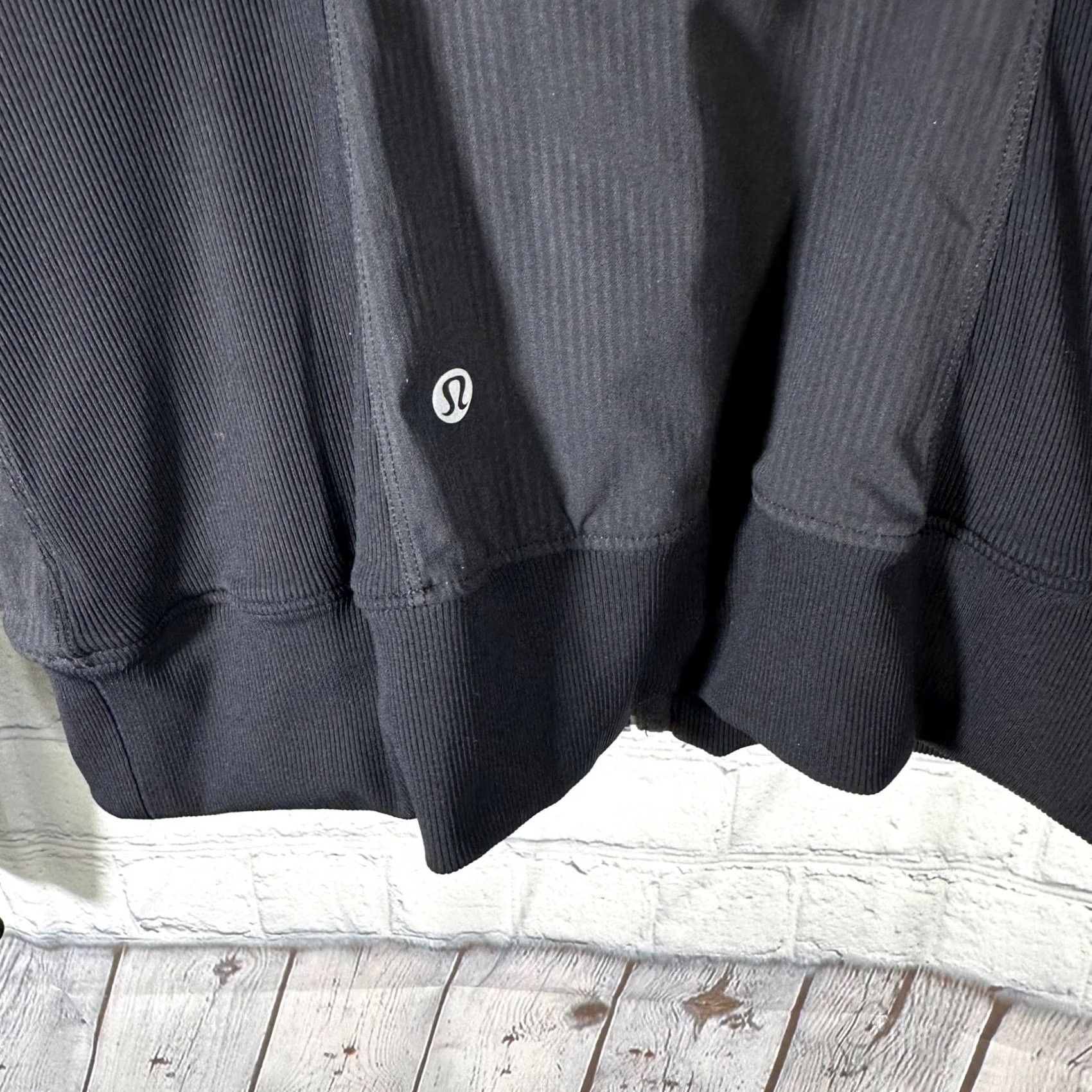 Lululemon Lululemon Stride Jacket Hoodie Full Zip Ruched Sleeve Black Women 6 Activewear Small? Size M / US 6-8 / IT 42-44 - 5 Thumbnail