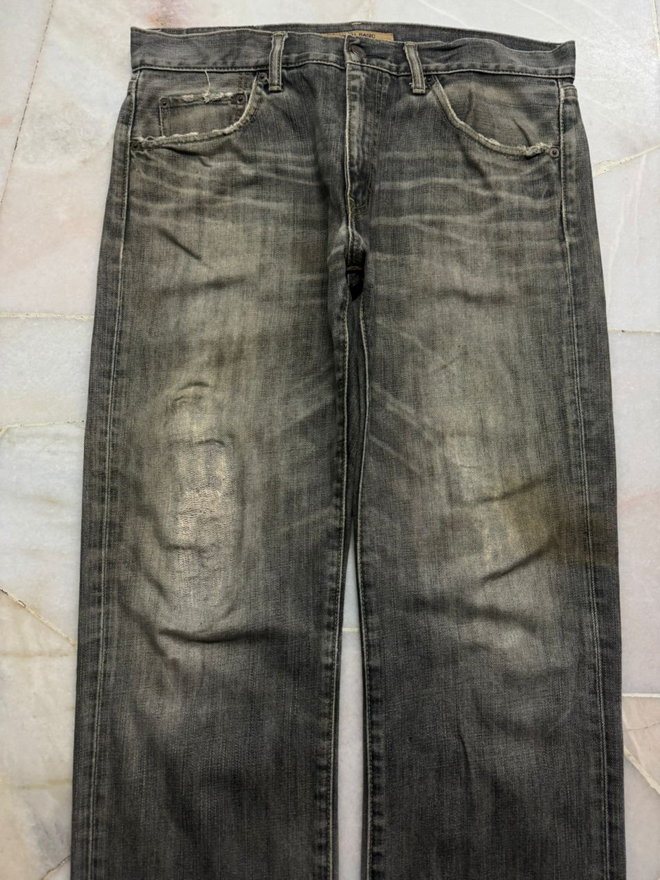 Uniqlo 💥Crazy Thrashed 90s Uniqlo Rusty Distressed Grunge Jeans Size US 33 - 3 Thumbnail