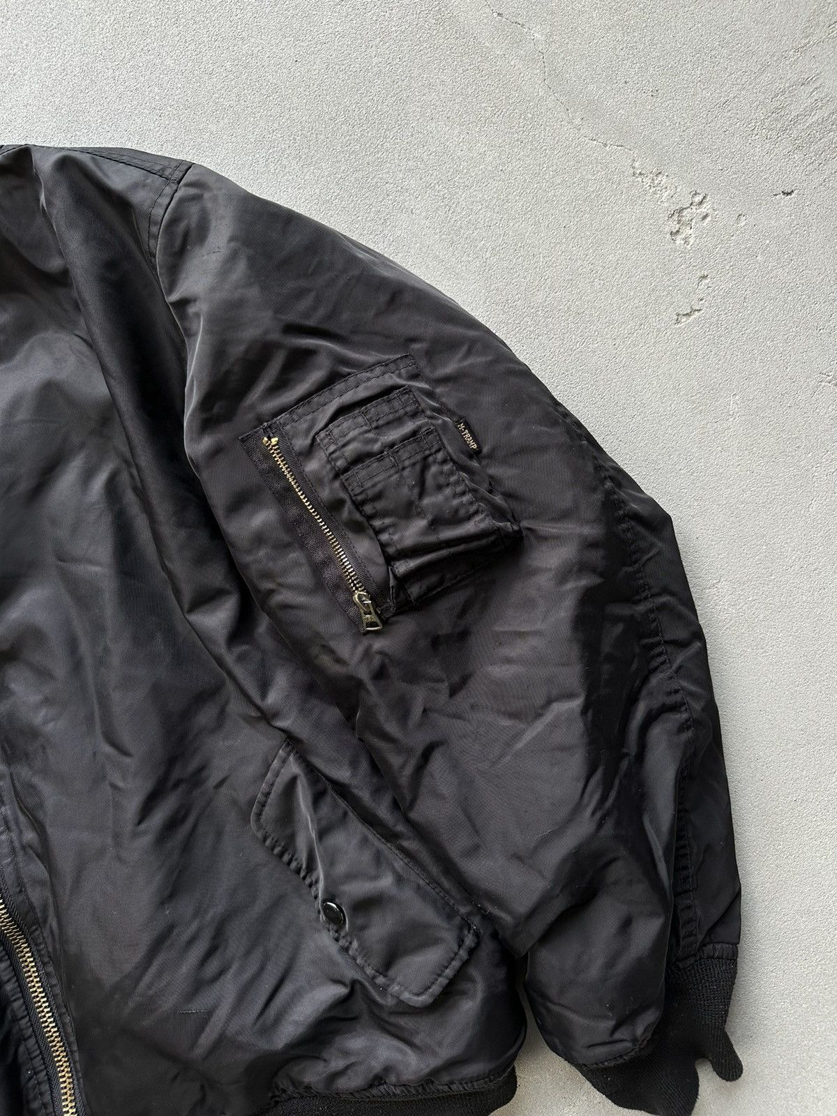 Vintage Vtg 90s USAF RT Industries M1 Reversible Bomber Jacket XL Size US XL / EU 56 / 4 - 4 Thumbnail