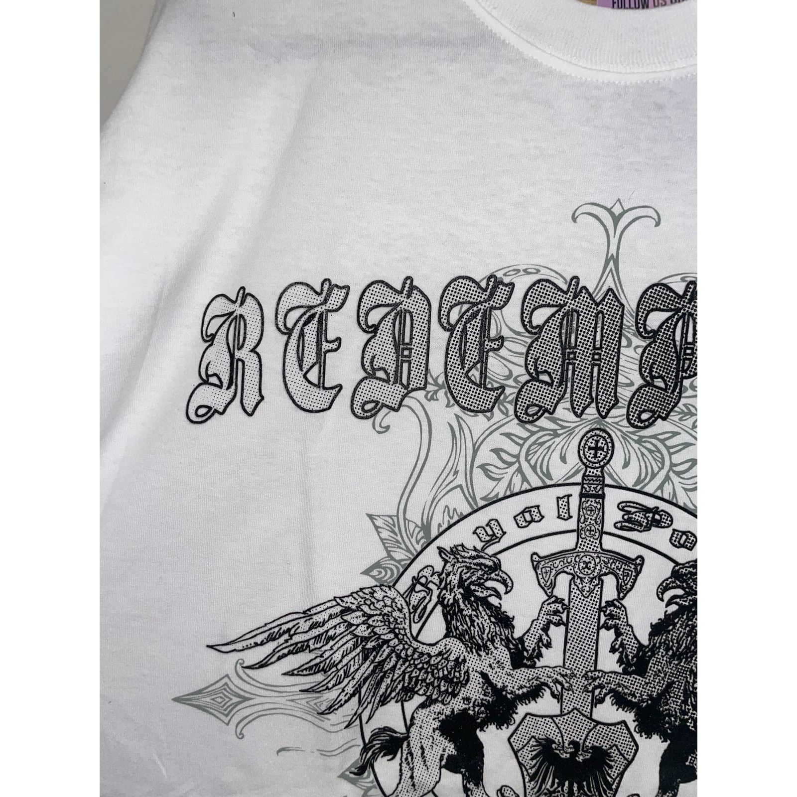 The Mountain Vintage Redemption Shirt Sword Griffin White Graphic Y2K XL Size US XL / EU 56 / 4 - 3 Thumbnail