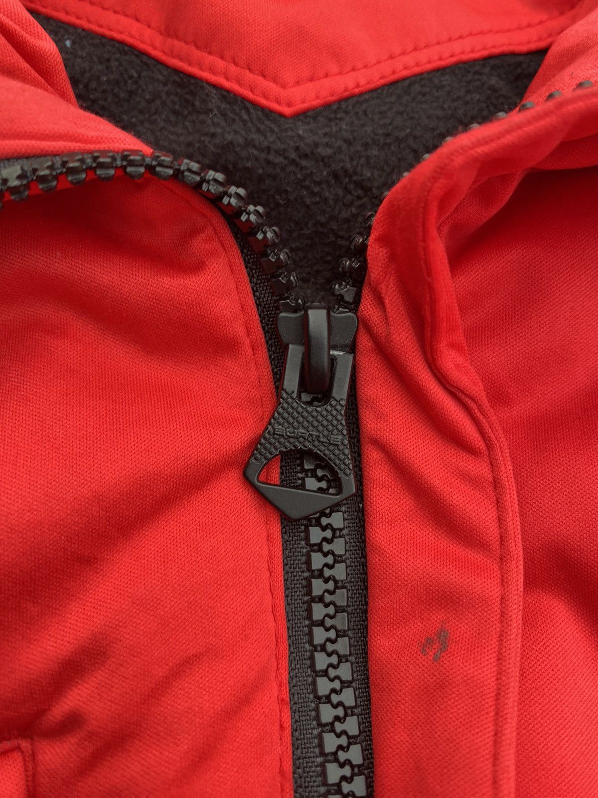 Vintage Vintage Burtle Full Zipper Puffer Jacket Red Size US L / EU 52-54 / 3 - 6 Thumbnail