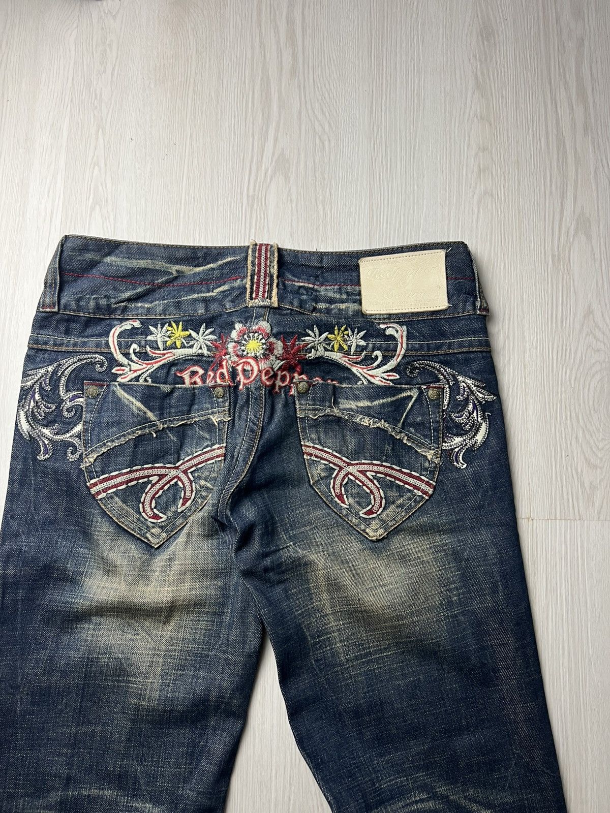 If Six Was Nine × Japanese Brand × Le Grande Bleu (L.G.B.) Red Pepper Acid Wash Embroidered Flared Jeans Size US 31 - 4 Thumbnail