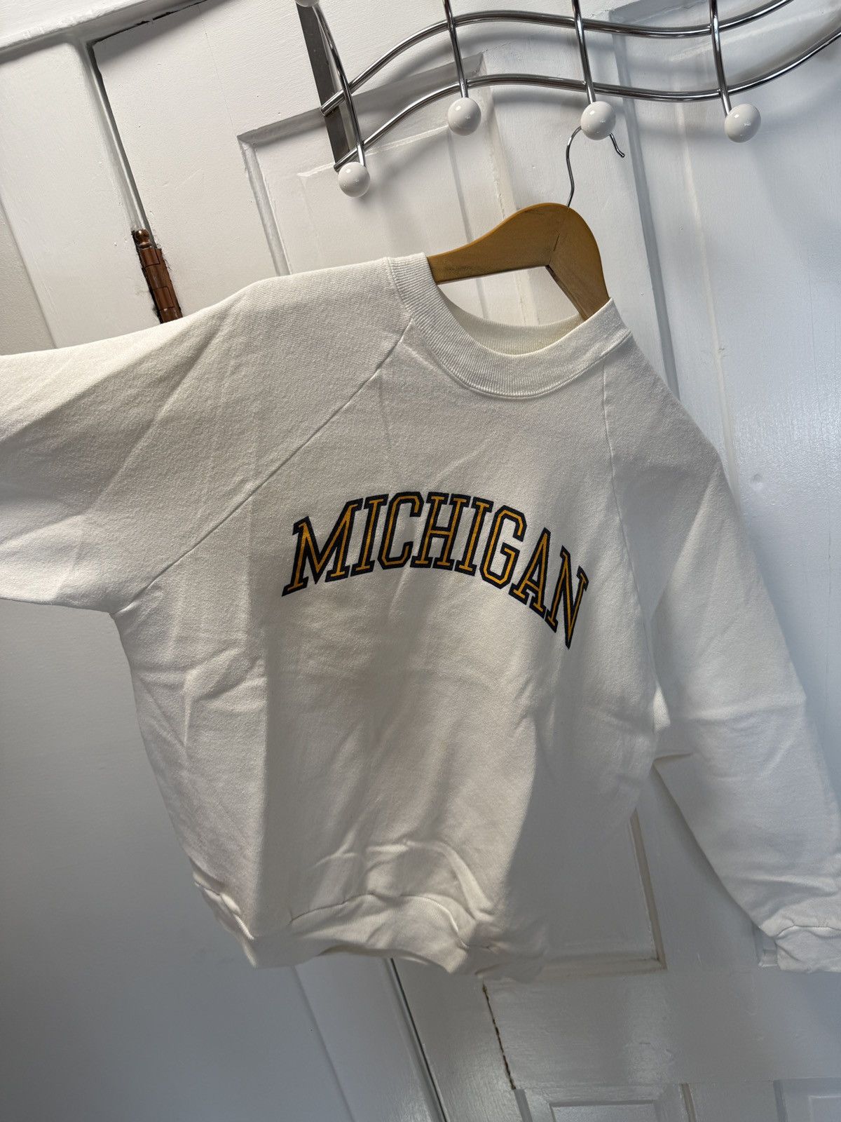 Vintage Vintage 80s Collegiate “Michigan” Raglan Size US S / EU 44-46 / 1 - 2 Thumbnail