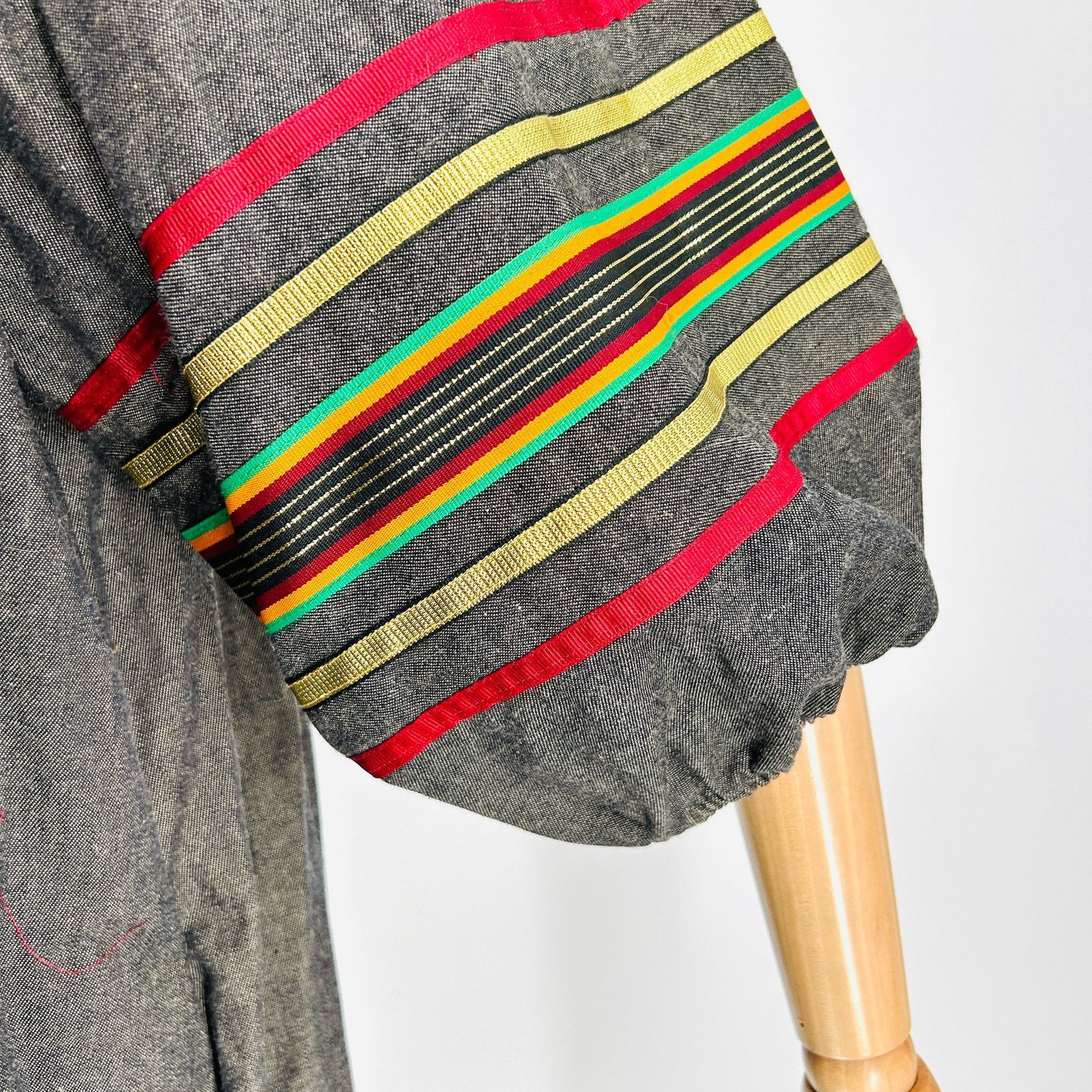 Vintage Vintage 70s Gray Striped Ribbon Trim Puff Sleeve Dress Size S / US 4 / IT 40 - 3 Thumbnail