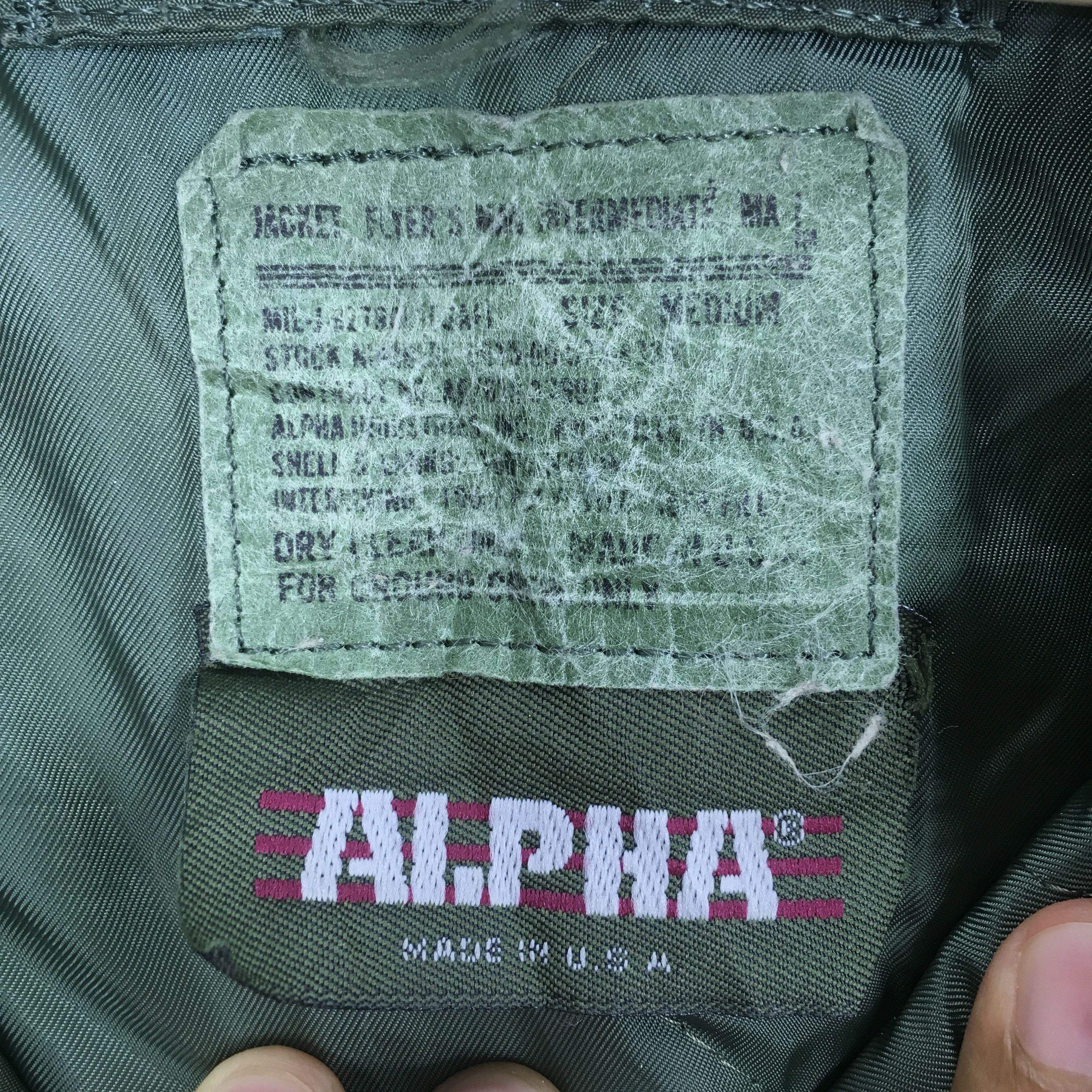 Alpha Industries Vintage 90s Alpha Industries MA -1 Flight - 1847 Size US L / EU 52-54 / 3 - 11 Thumbnail