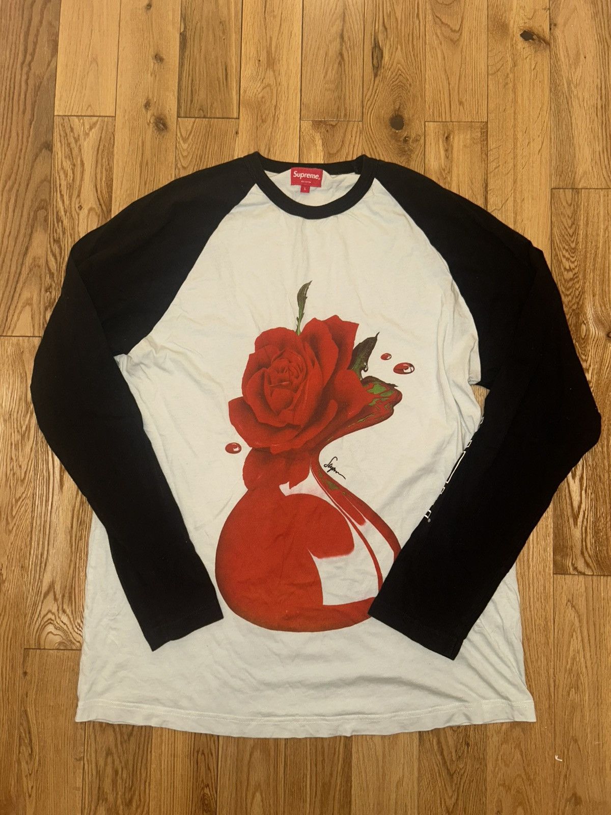 Supreme × Vintage Supreme Shawn Mortensen Zapatista Raglan Jersey